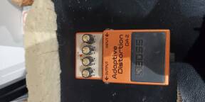 Vends pédale Boss adaptative distortion