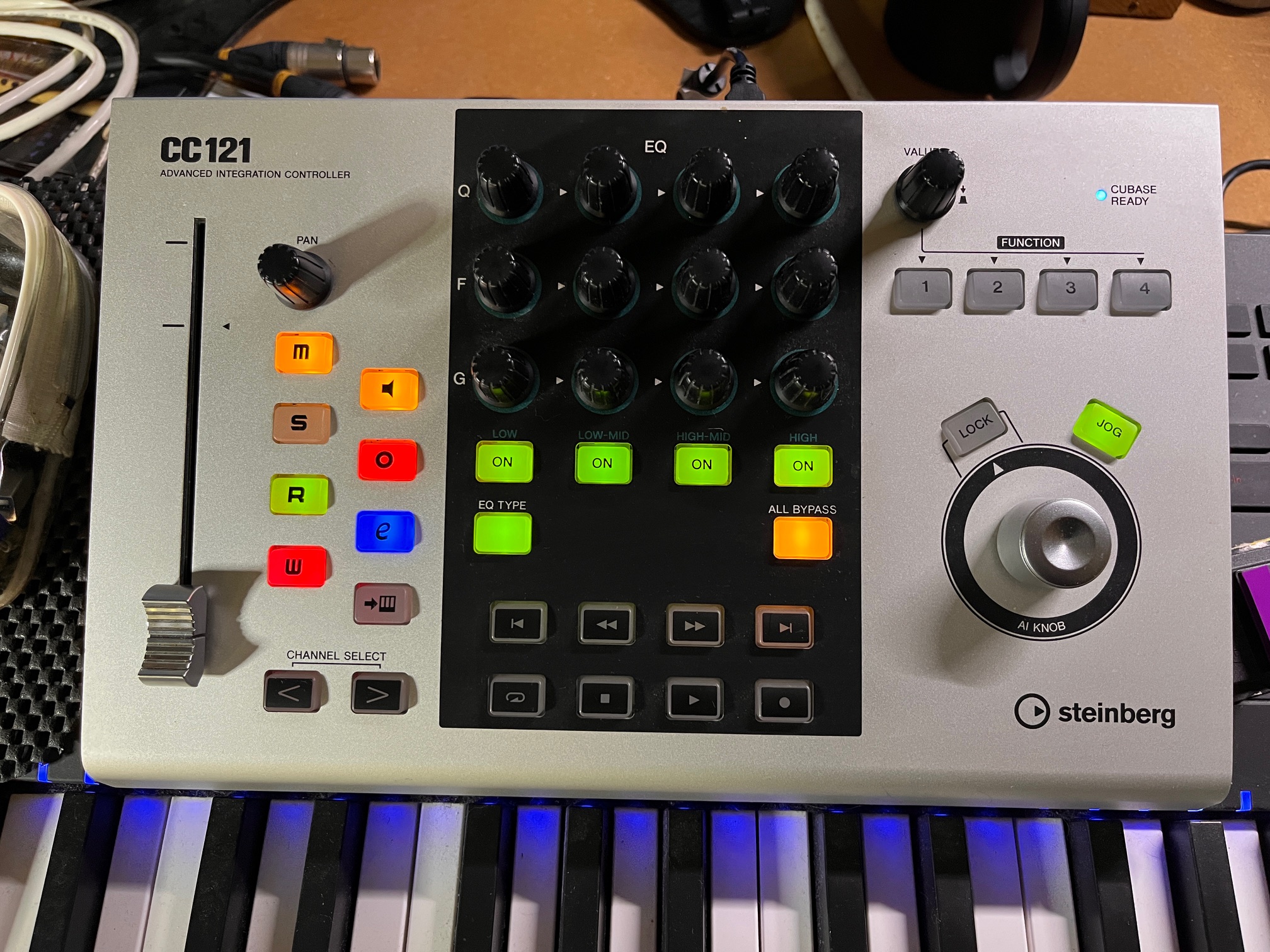 Surface Steinberg CC121