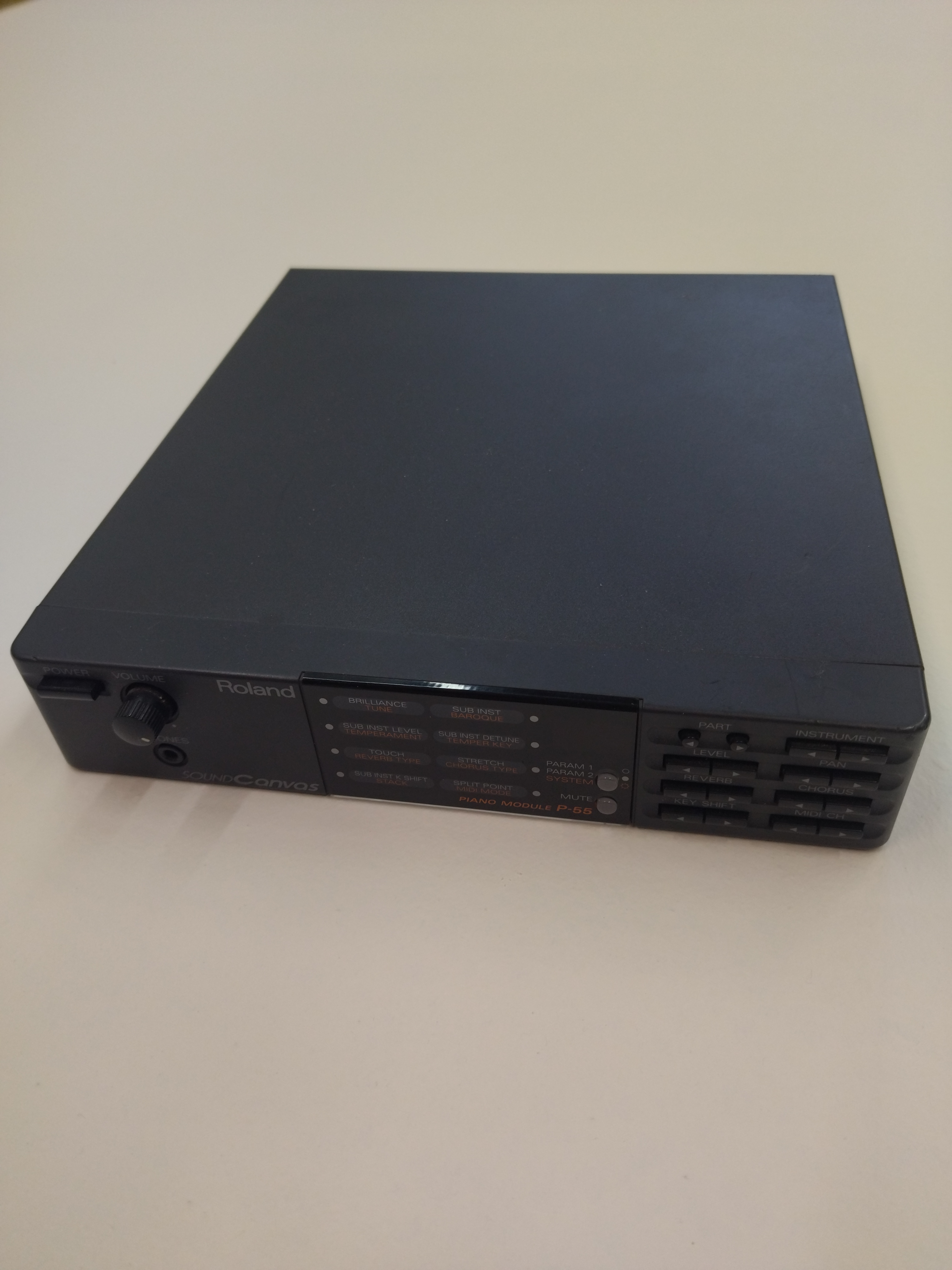 vends expandeur ROLAND P55