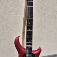 Music Man Majesty – Excellent état – Révisée & équipée Tremmory S