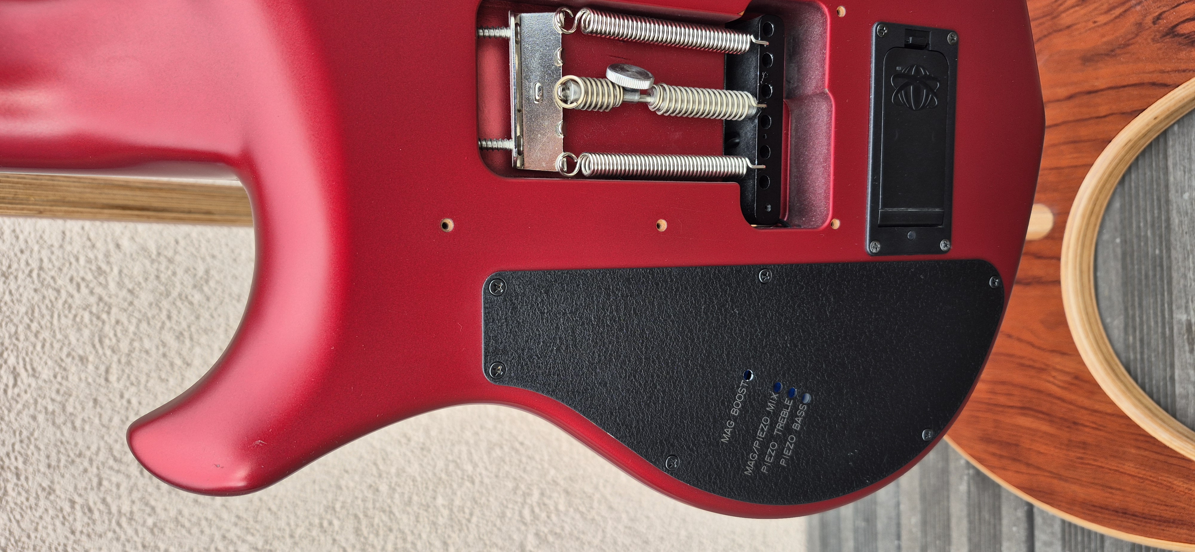 Music Man Majesty 6 (2014-2018) (77142)