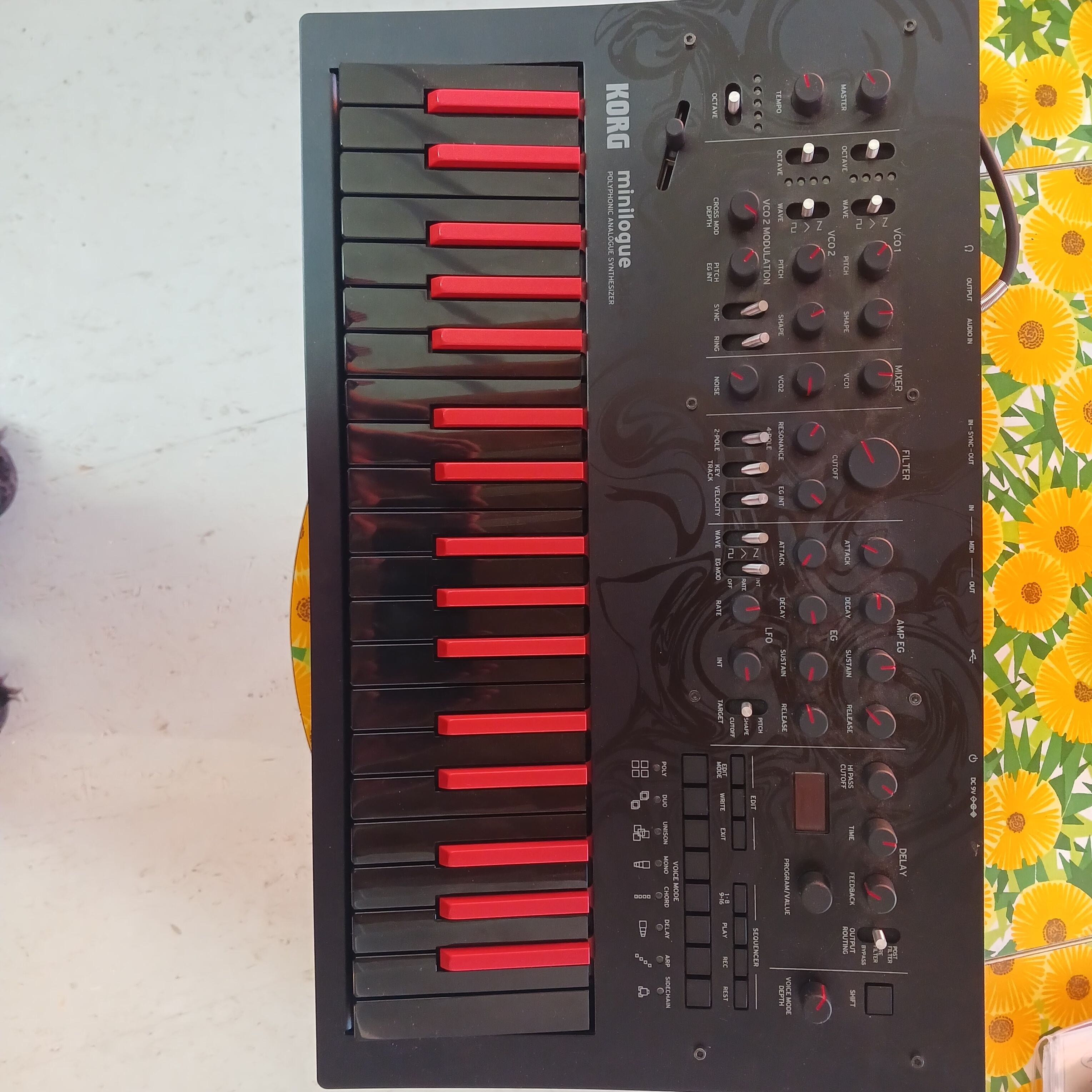 Vends Korg minilogue bass
