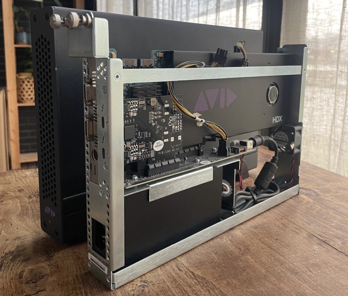 Carte Avid HDX PCIE et châssis Avid tb3 