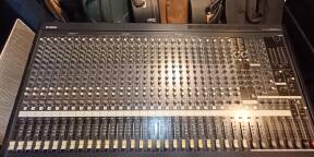 YAMAHA MG32/14FX à vendre