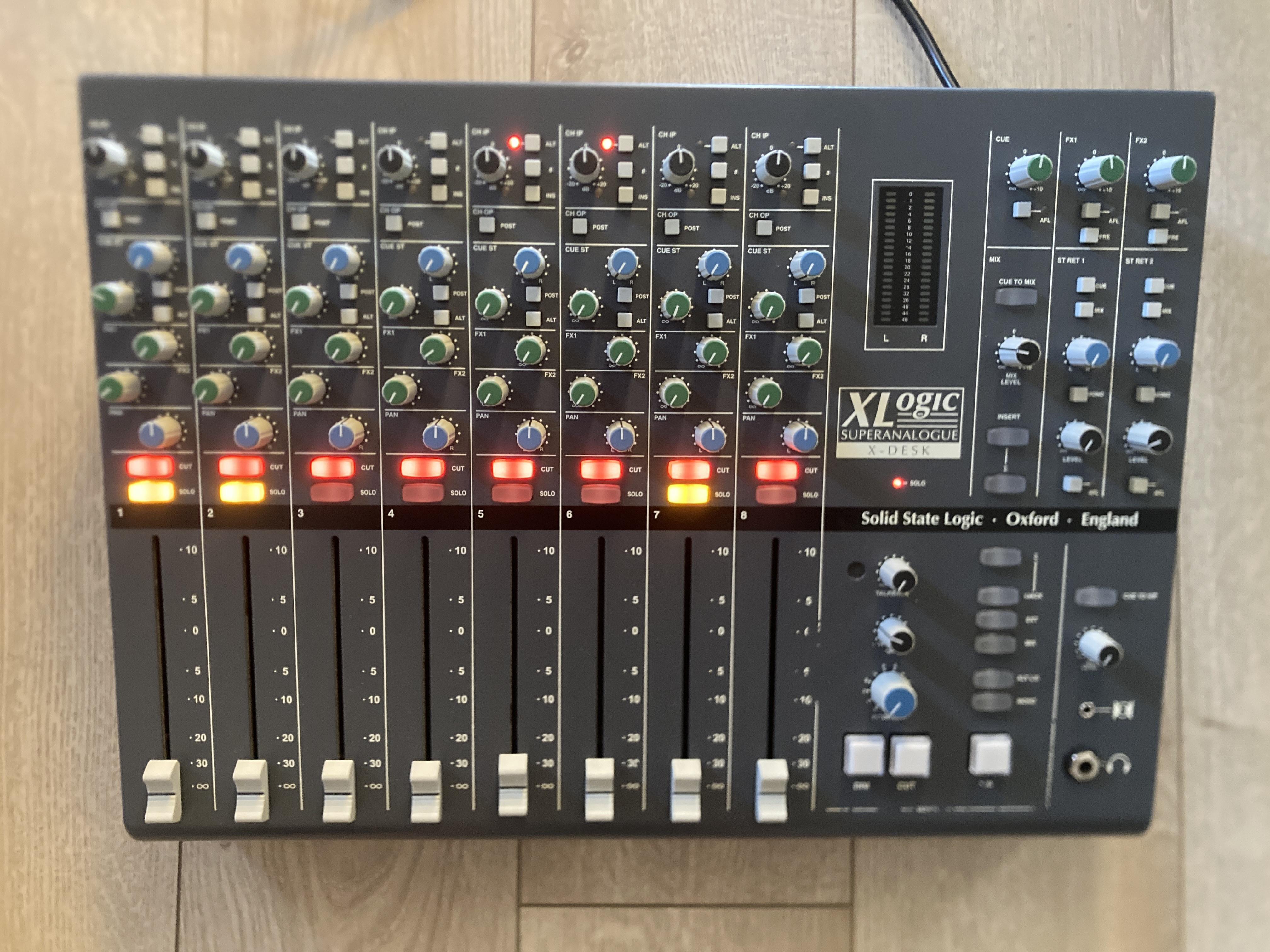 Console SSl X-DESK utilisation studio excellent etat