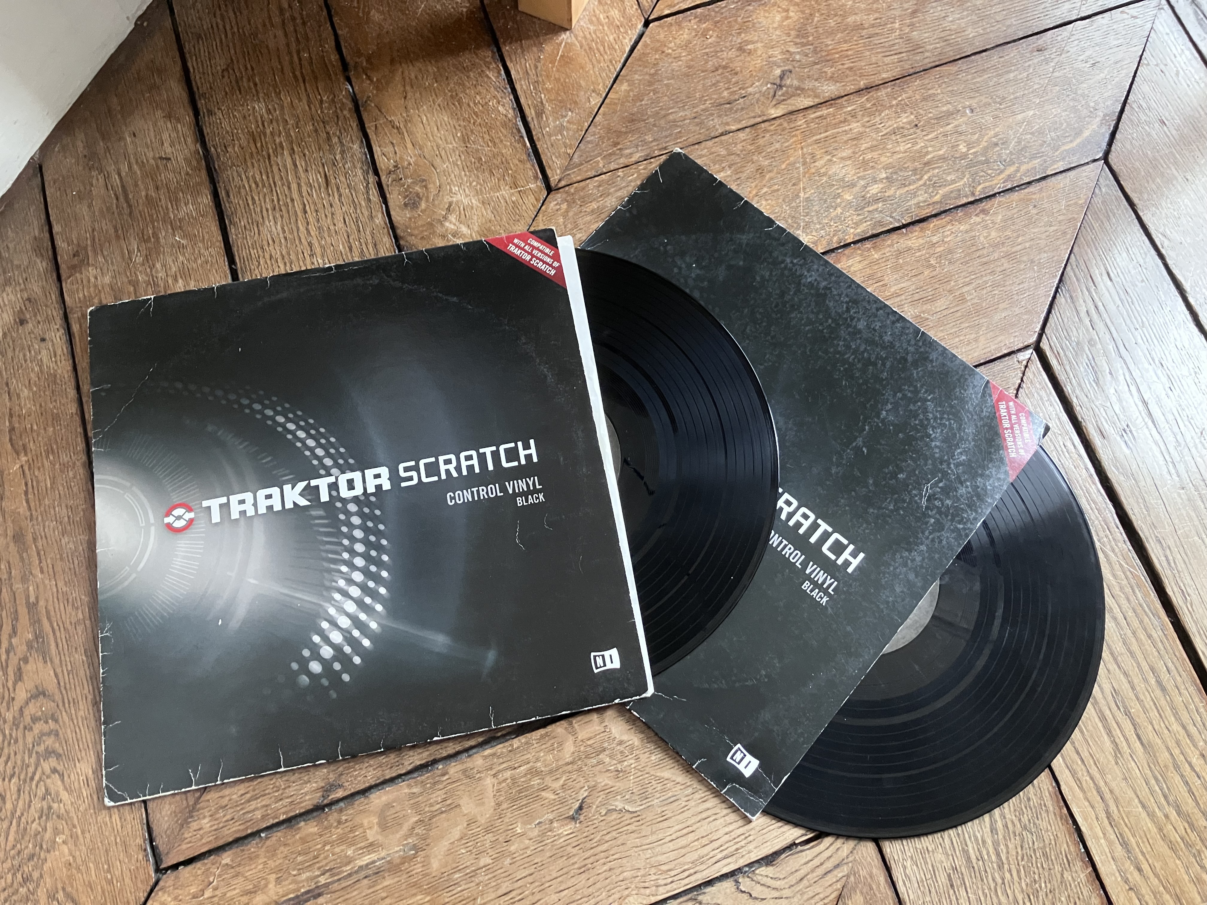 Native Instruments Traktor Audio 10 (81939)