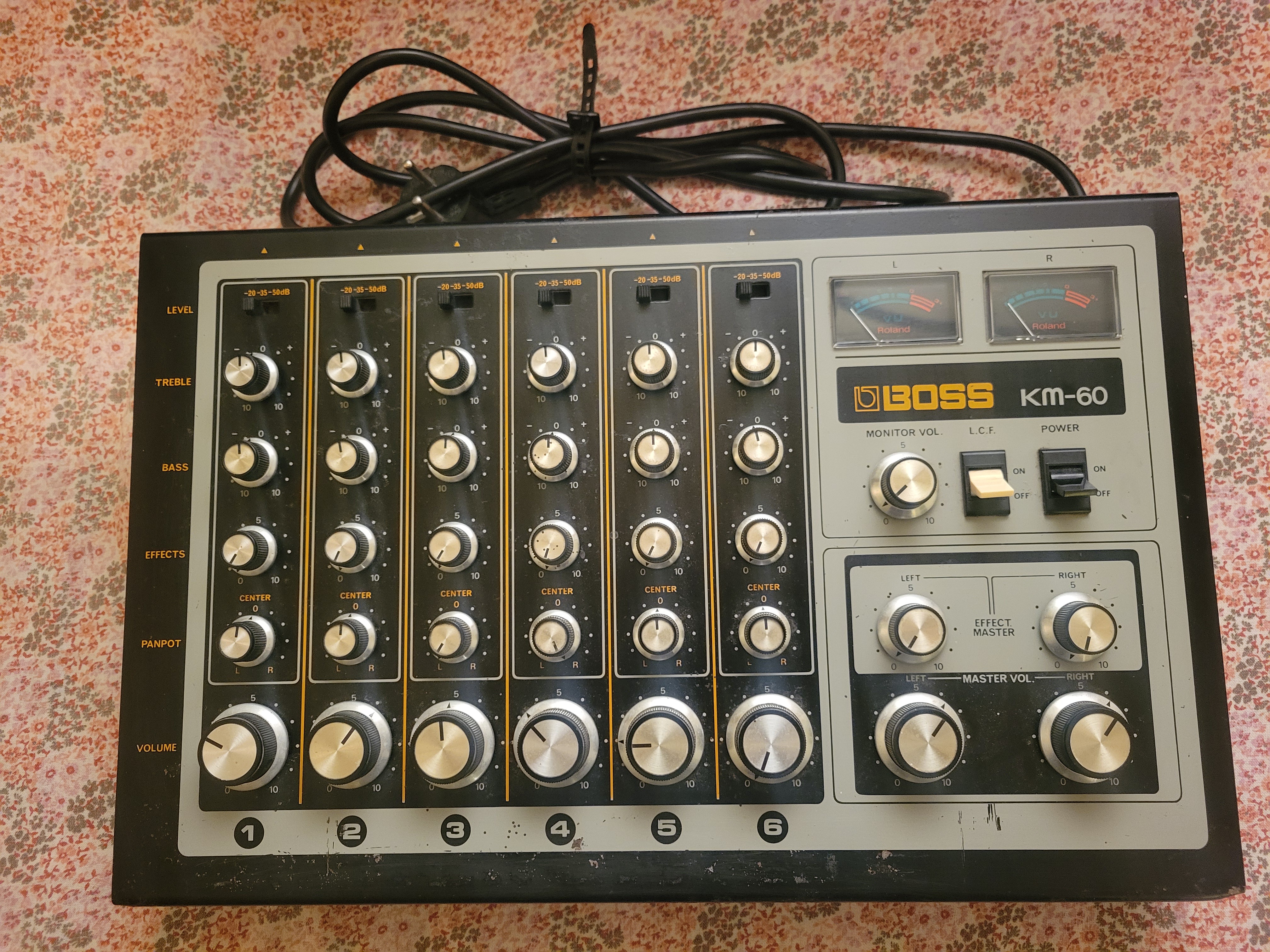 Vends KM-60 mixer