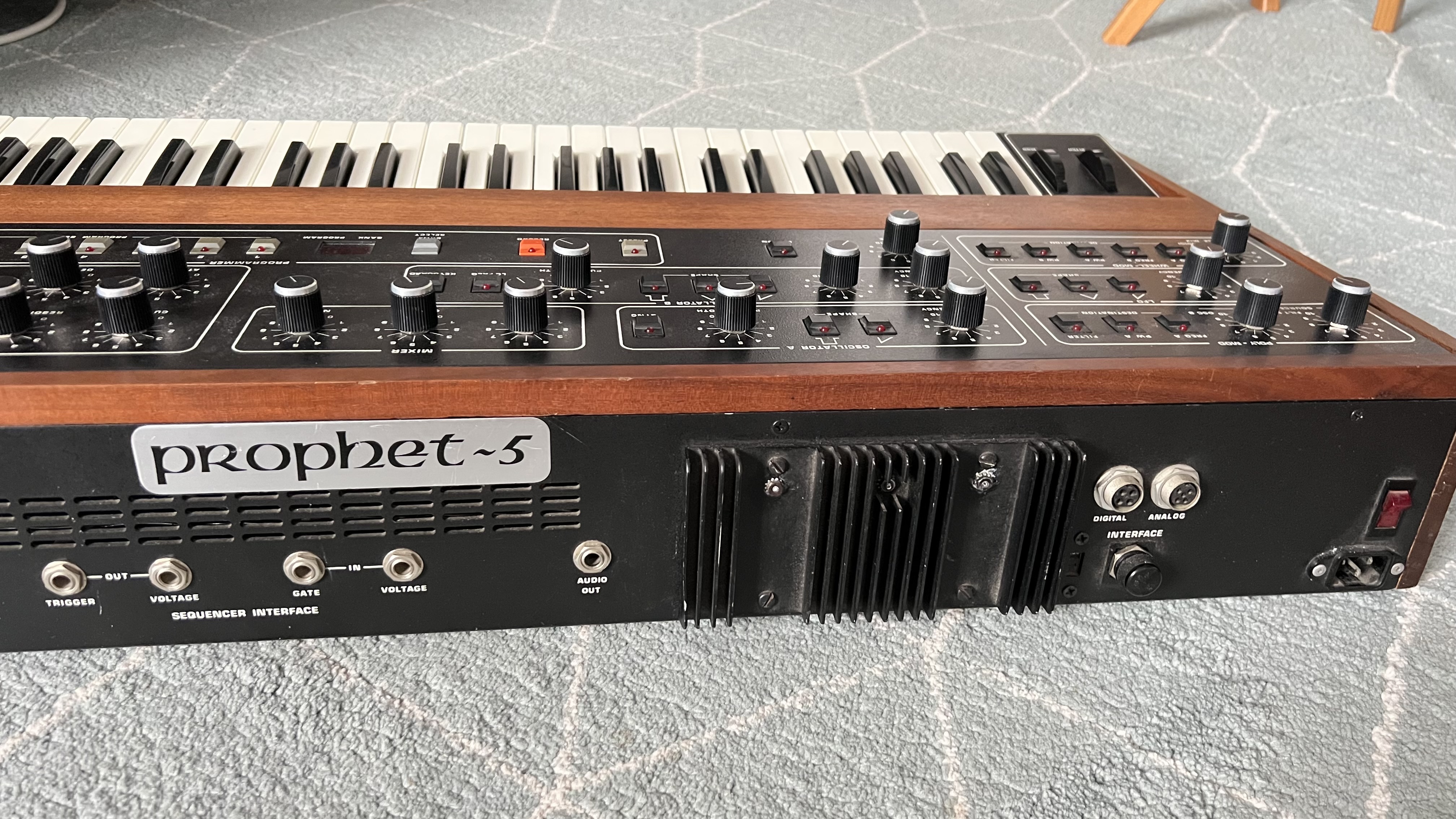 Sequential Circuits Prophet-5 Rev3 (43792)