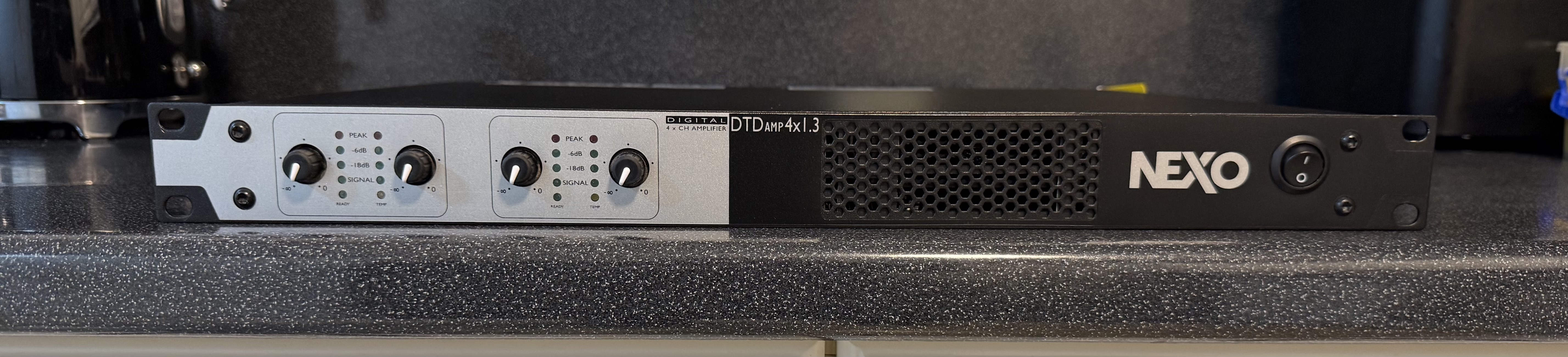 Ampli Nexo DTD AMP 4x1.3 état neuf