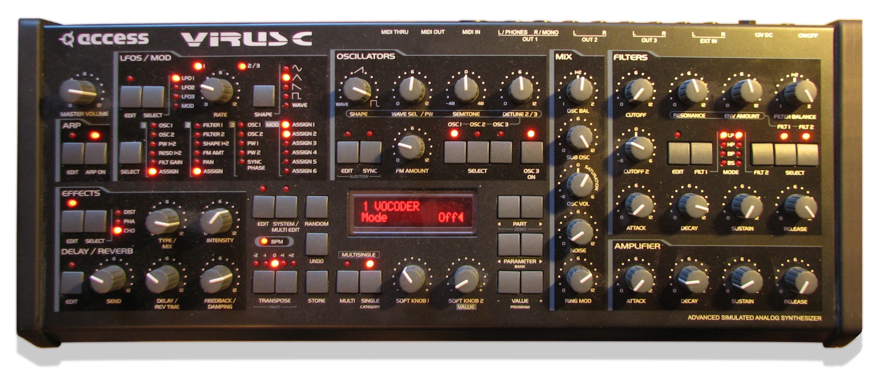 Vends Access Virus C