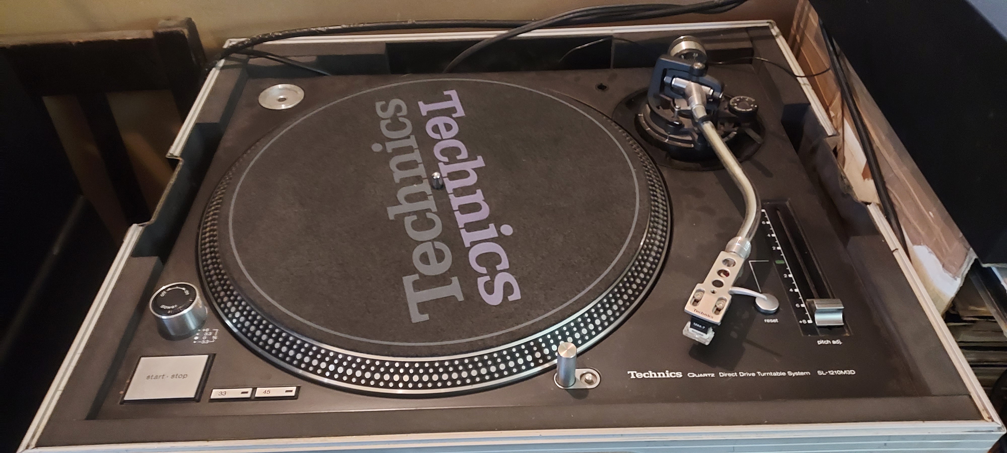 2 technics sl1210 mk2