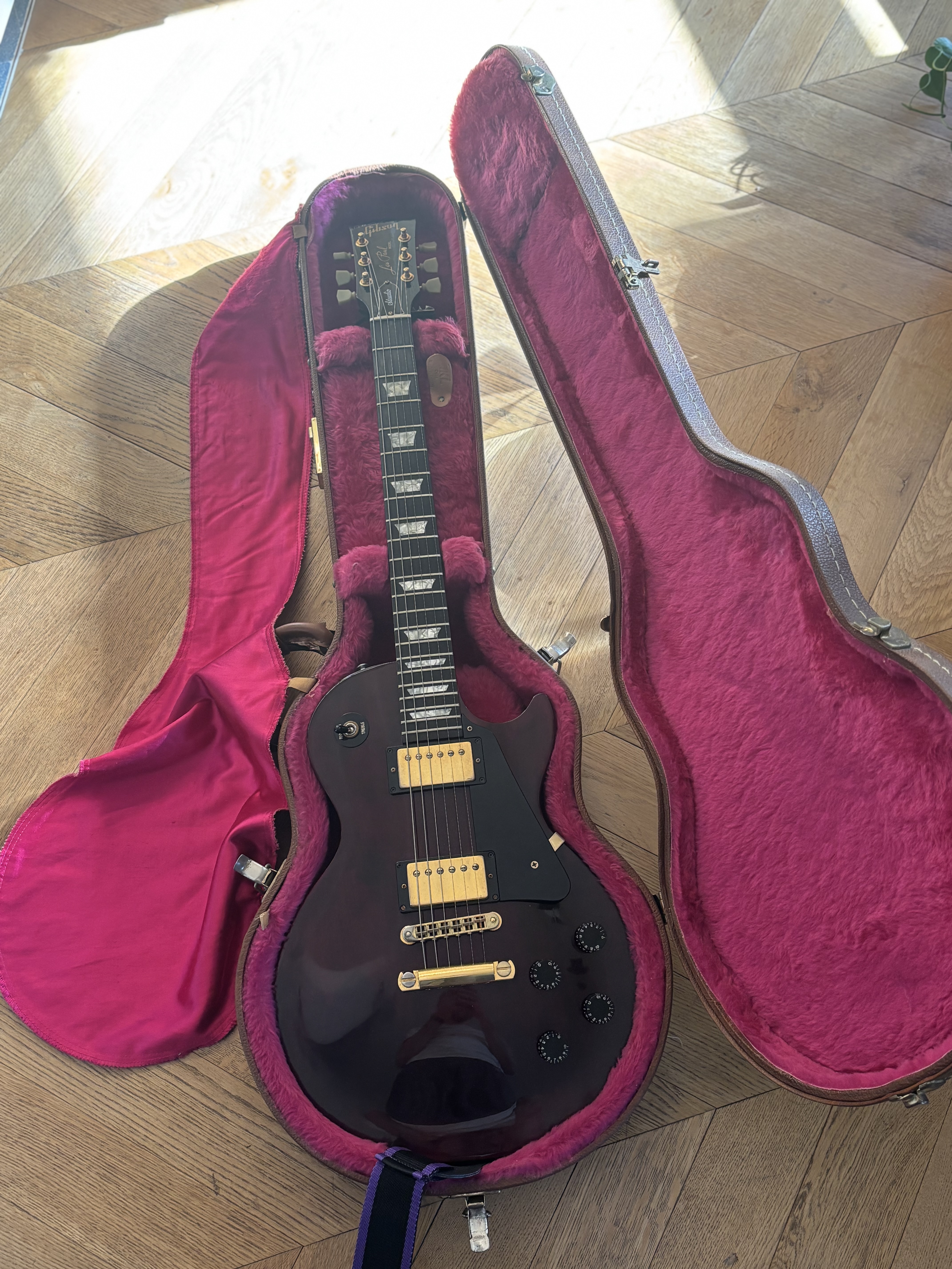 Gibson Les Paul Studio Wine Red, accastillage Gold, 1994