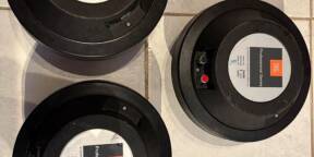 A vendre 3 moteurs à pavillon