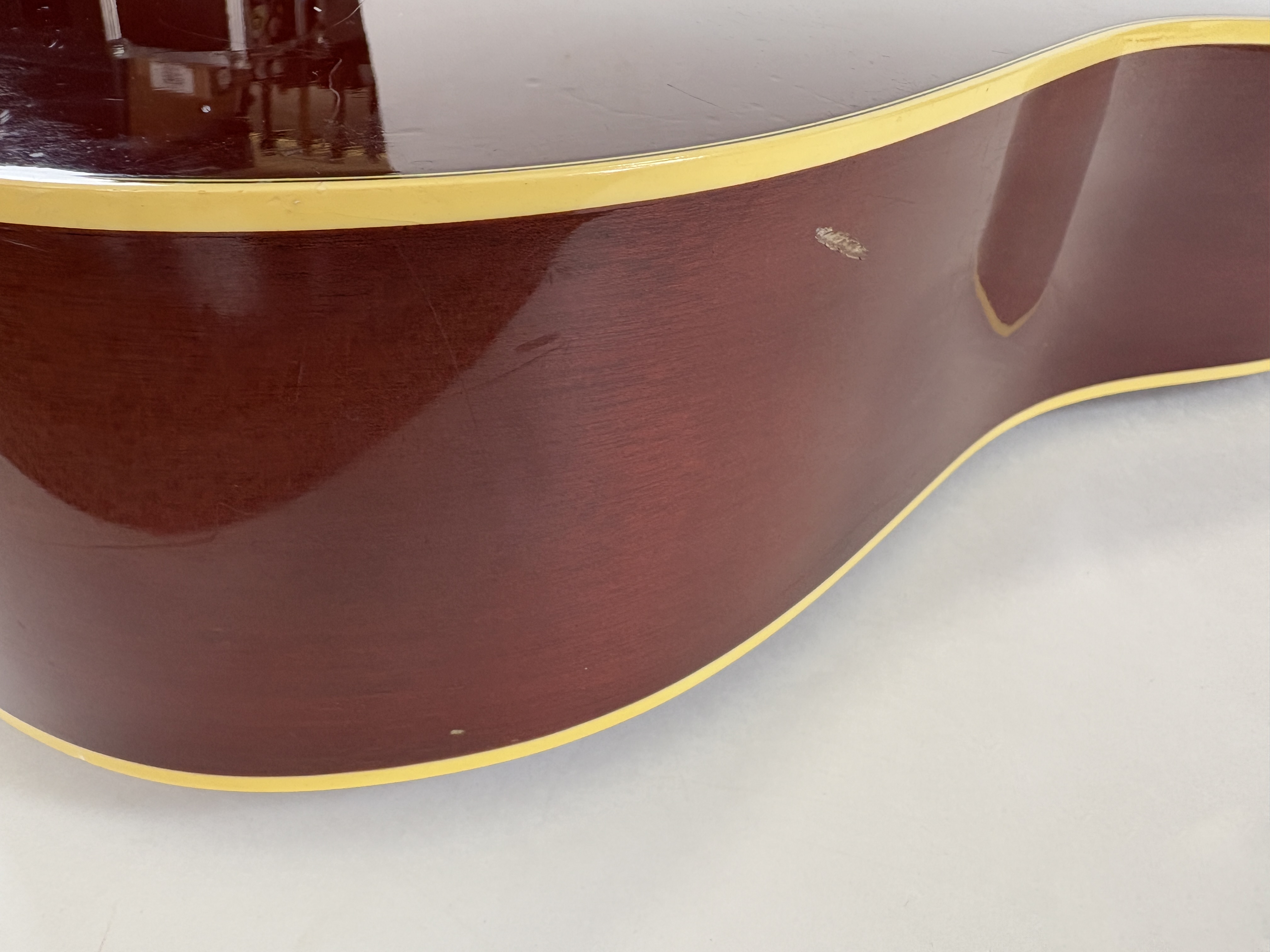 Gibson Hummingbird (62502)