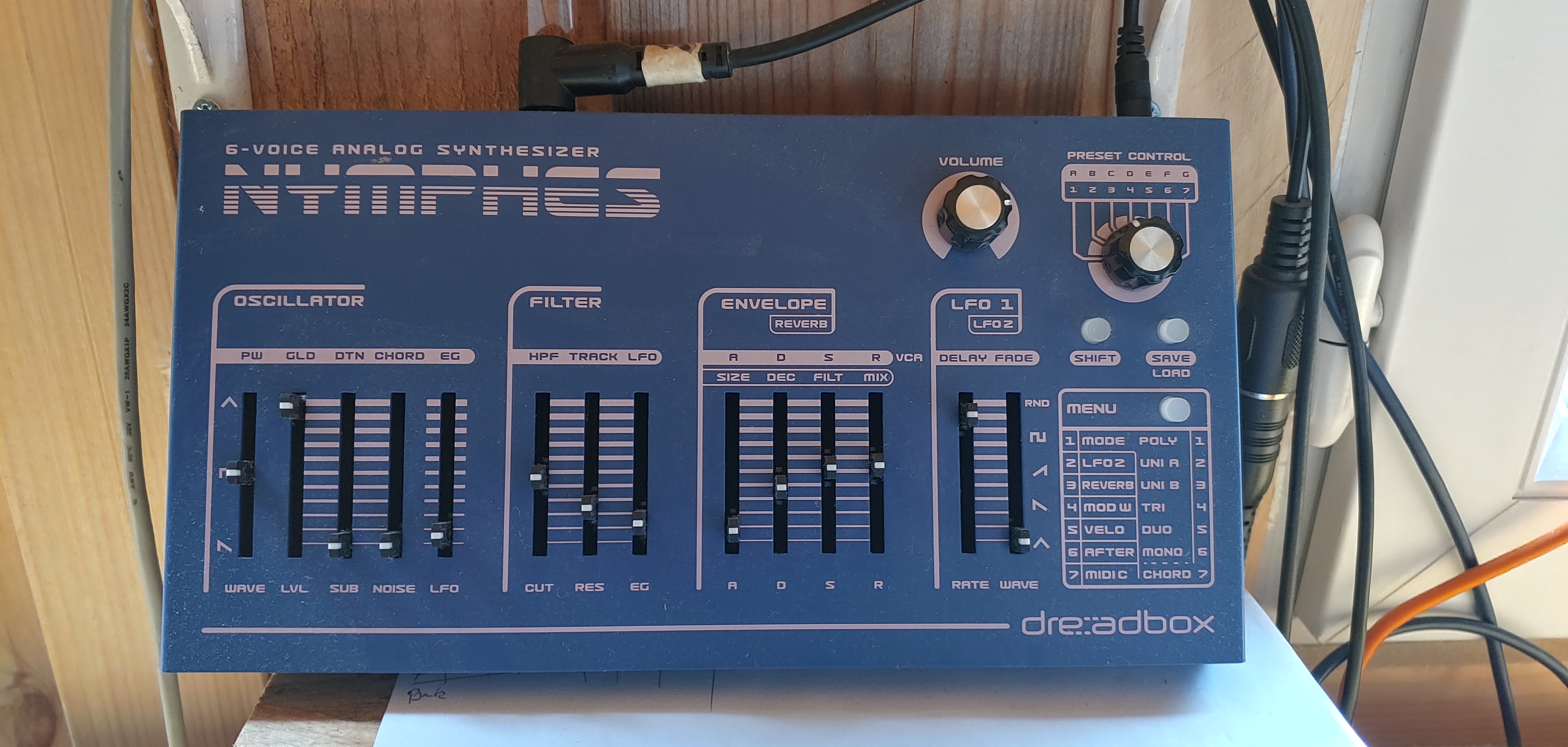 Dreadbox Nymphes Synthétiseur Polyphonique Analogique 6 Voix