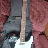 Squier Telecaster Affinity Guitare Électrique pack ampli housse