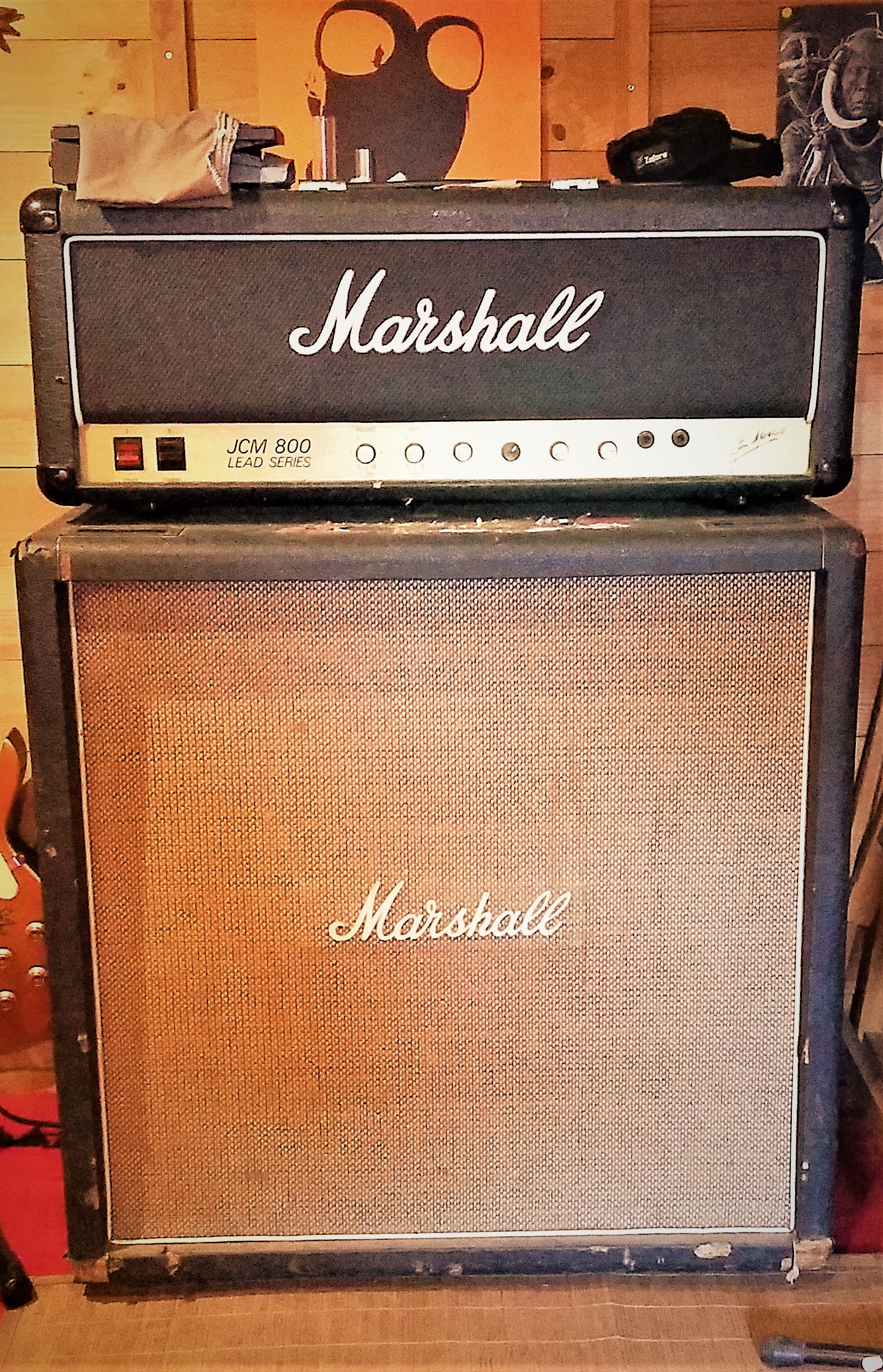 Pour des raisons de santé, je vends mon HP Marshall 1982/B, trop lourd pour mes vieilles articulations !!! 