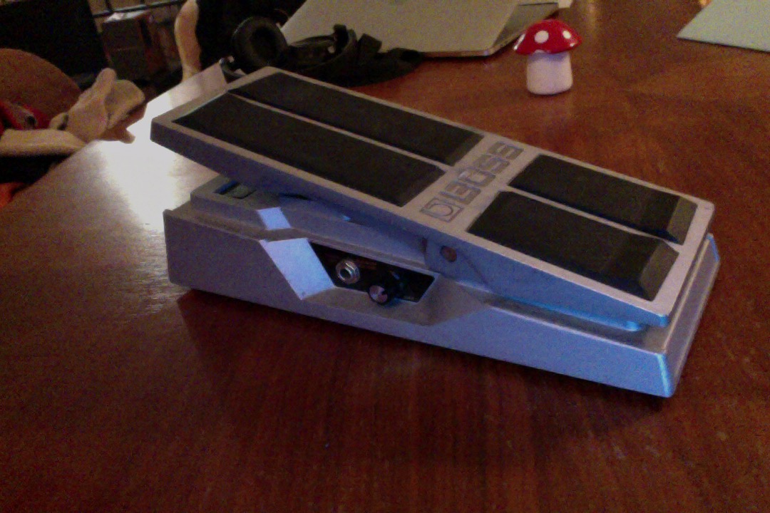 Vends pédale volume / expression BOSS FV-500H foot volume
