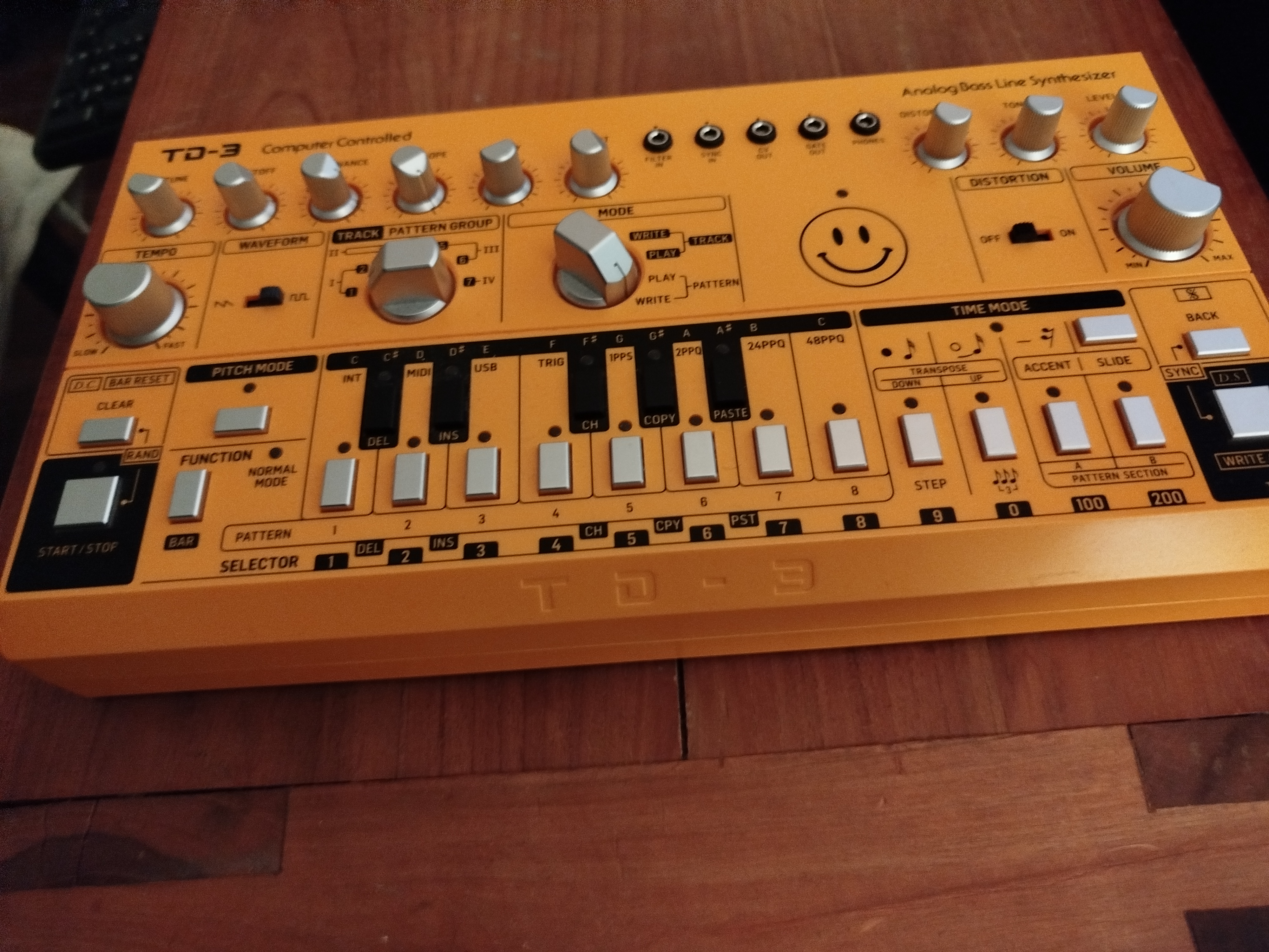 Behringer TD-3
