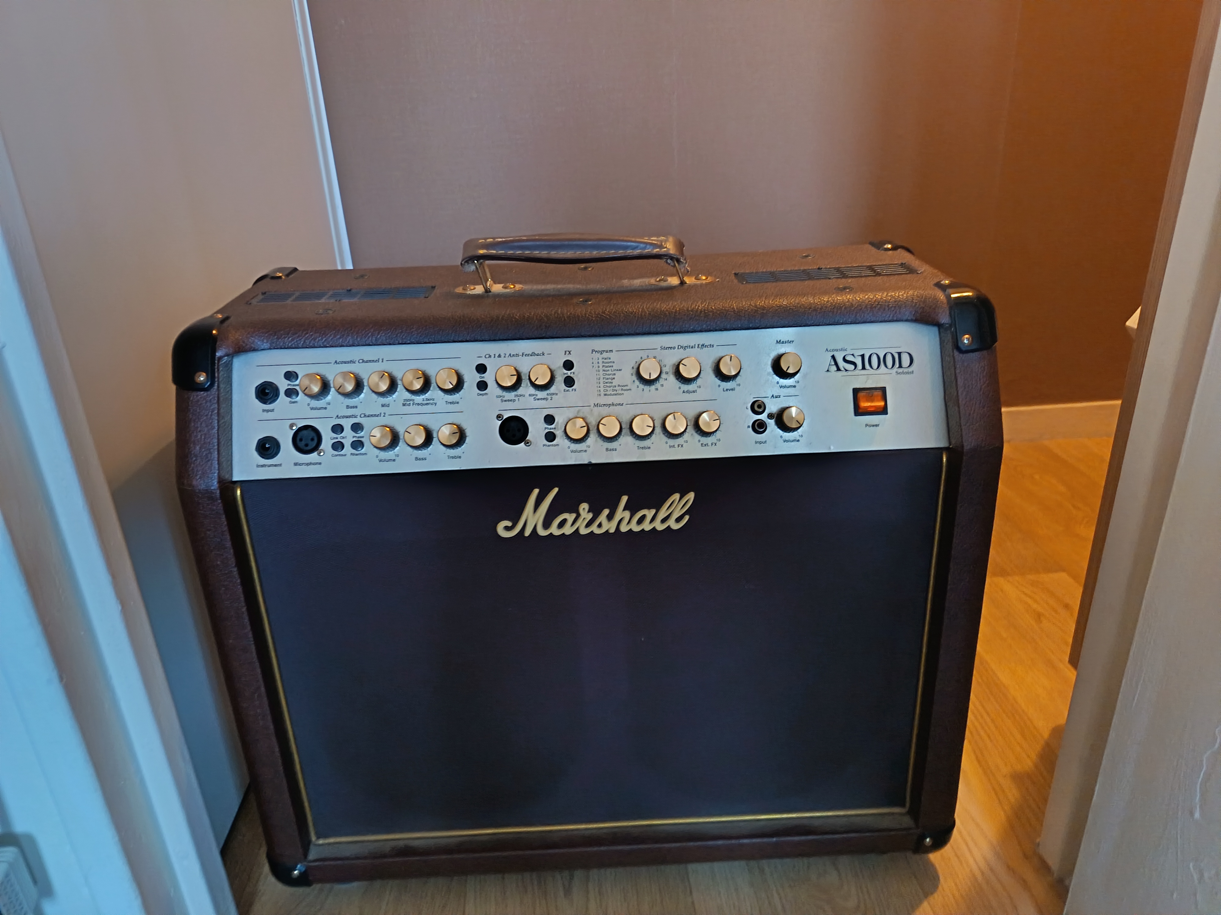 MARSHALL  AS 100 D
