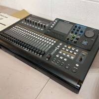 TASCAM DP 32