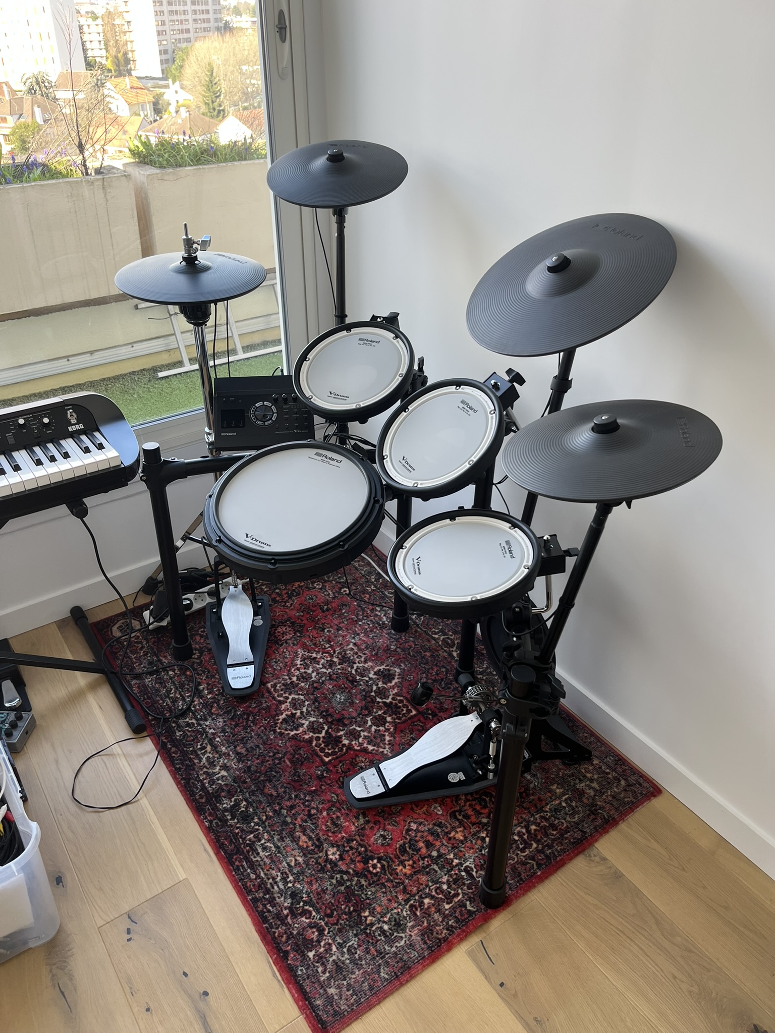 Roland TD-17KVX2 + RDH-120A Hi-Hat + RDH-100A + tapis