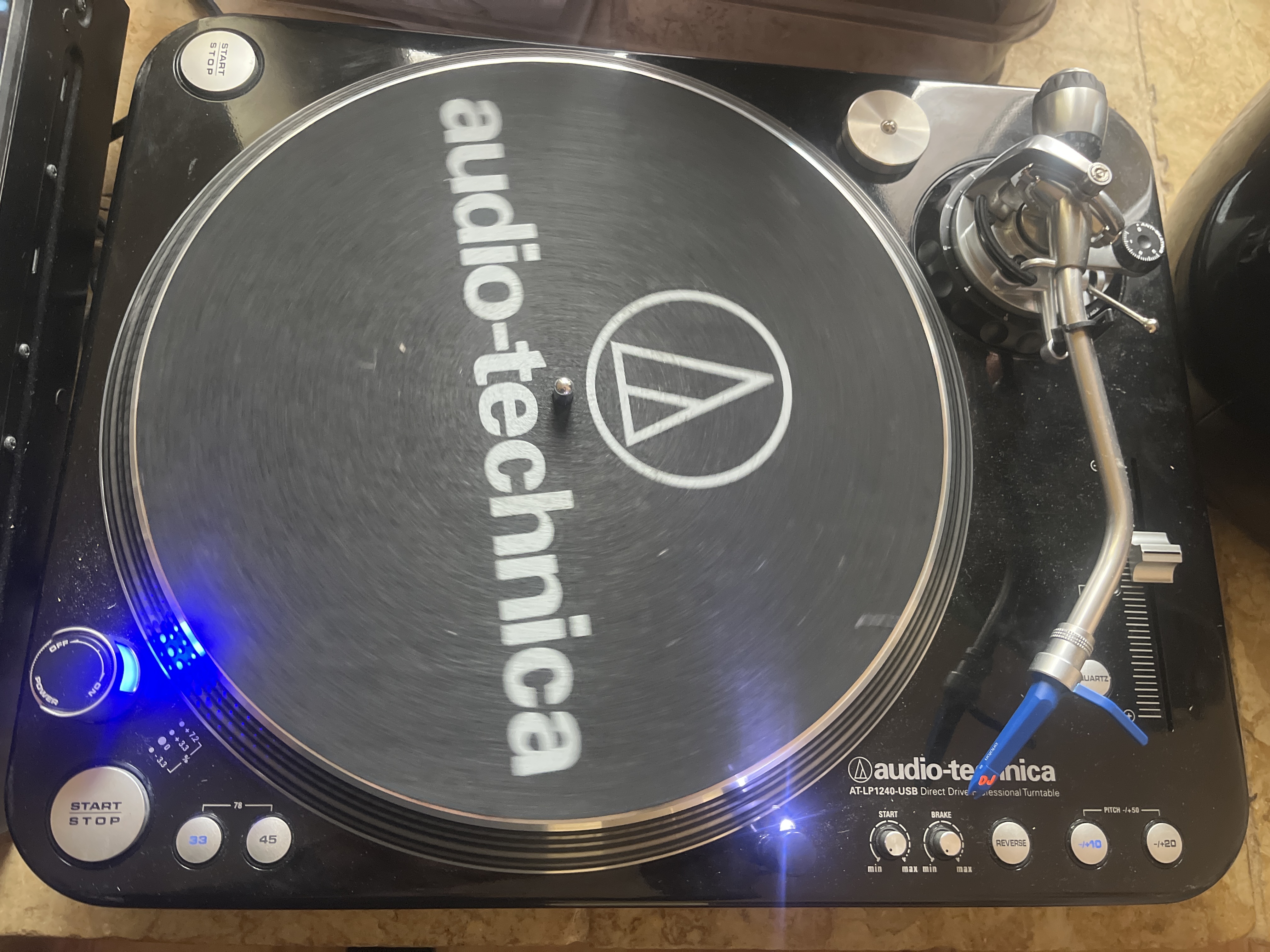 Paire de Audio technica at lp 1240 usb