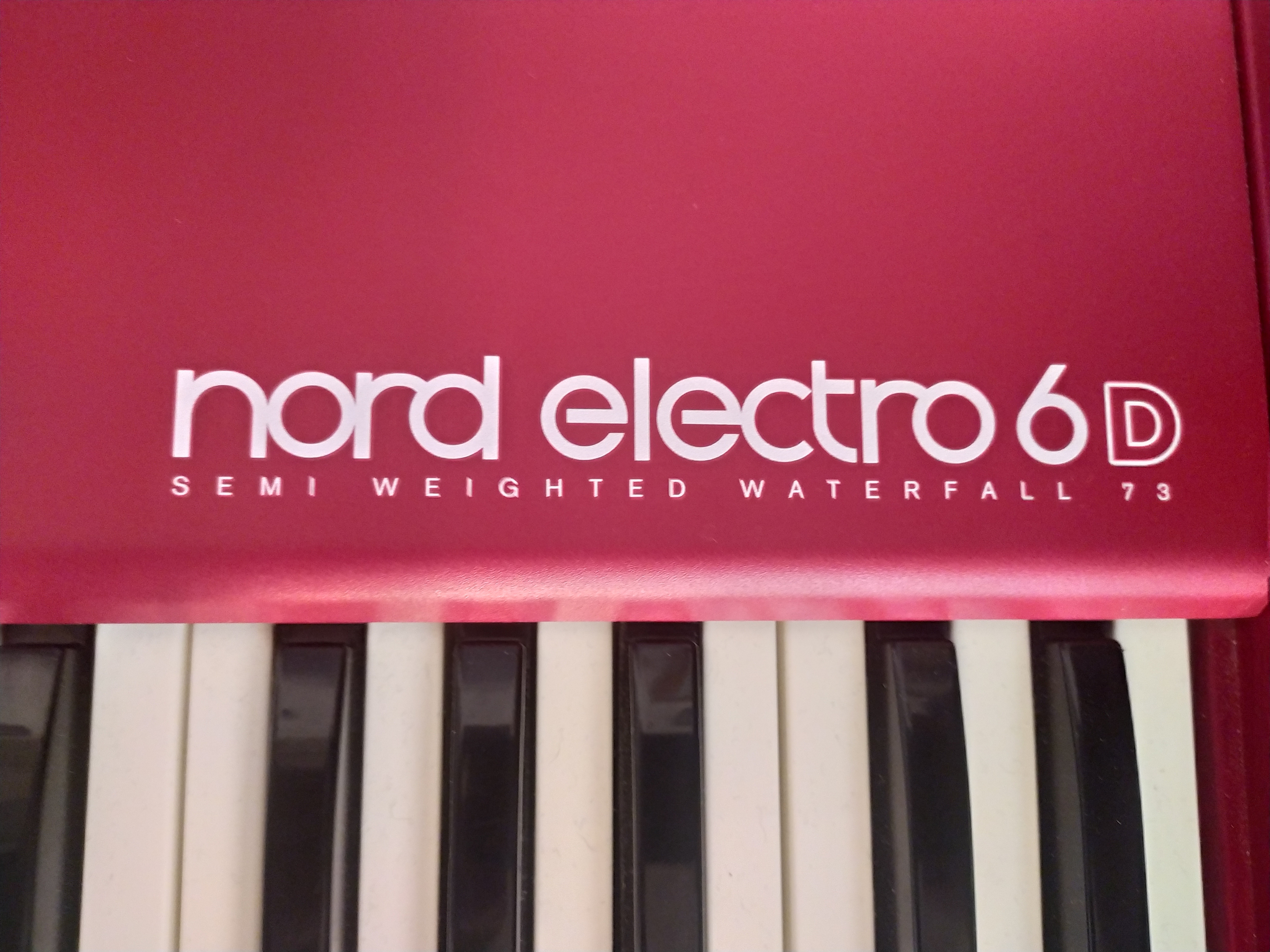 Vds Clavia Nord électro 6d    73 notes