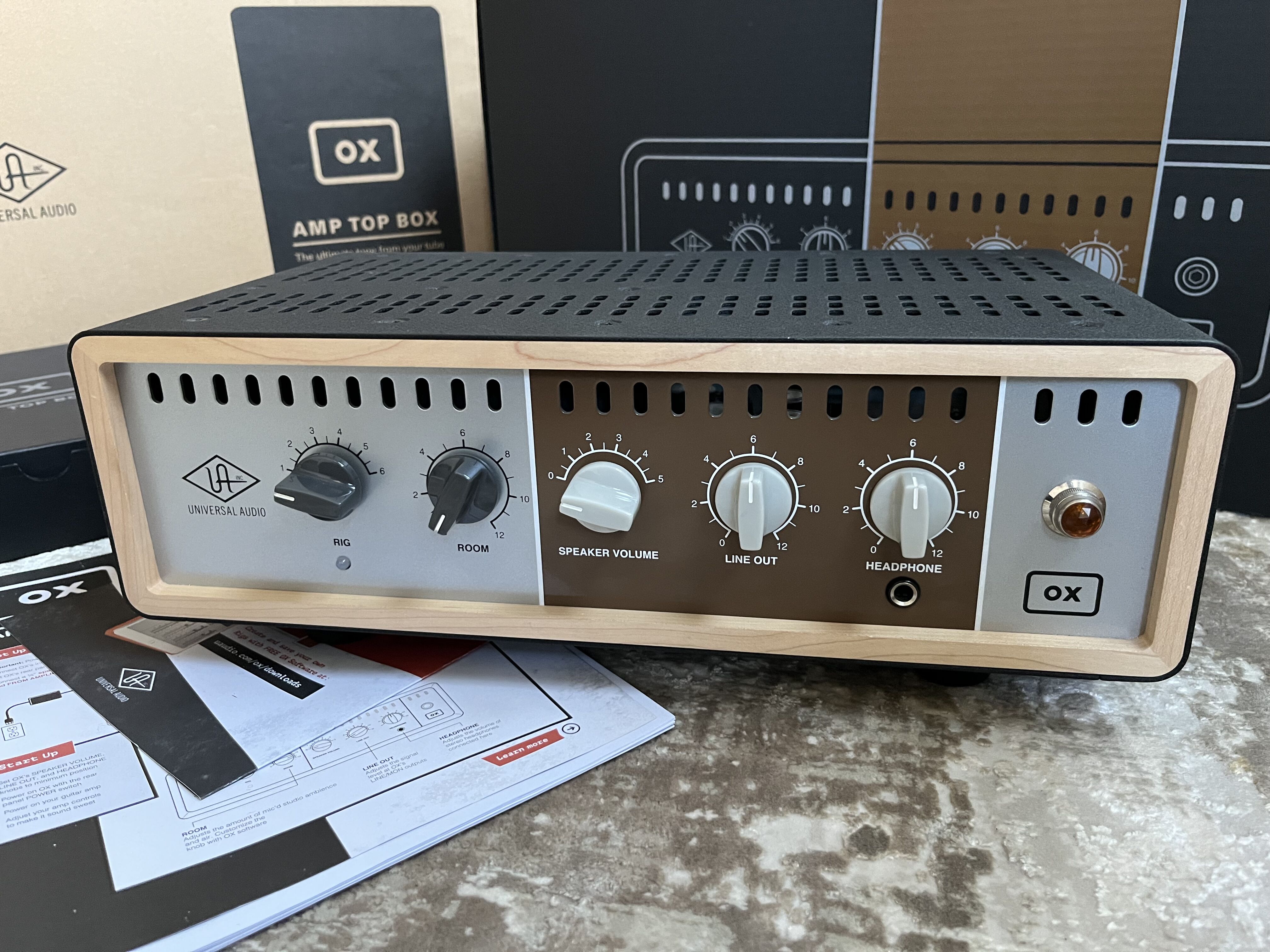 Vends Universal Audio OX Amp to Box