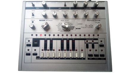 TB Bassline xoxbox TB Bassline xoxbox