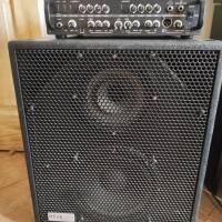 Vends ampli basse AER Bottom Line 300W et son baffle Cab One 300w.