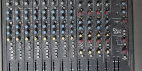 Table de mixage console analogique Soundcraft Delta SR8