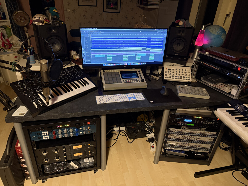 6767825.jpeg 6767825.jpeg