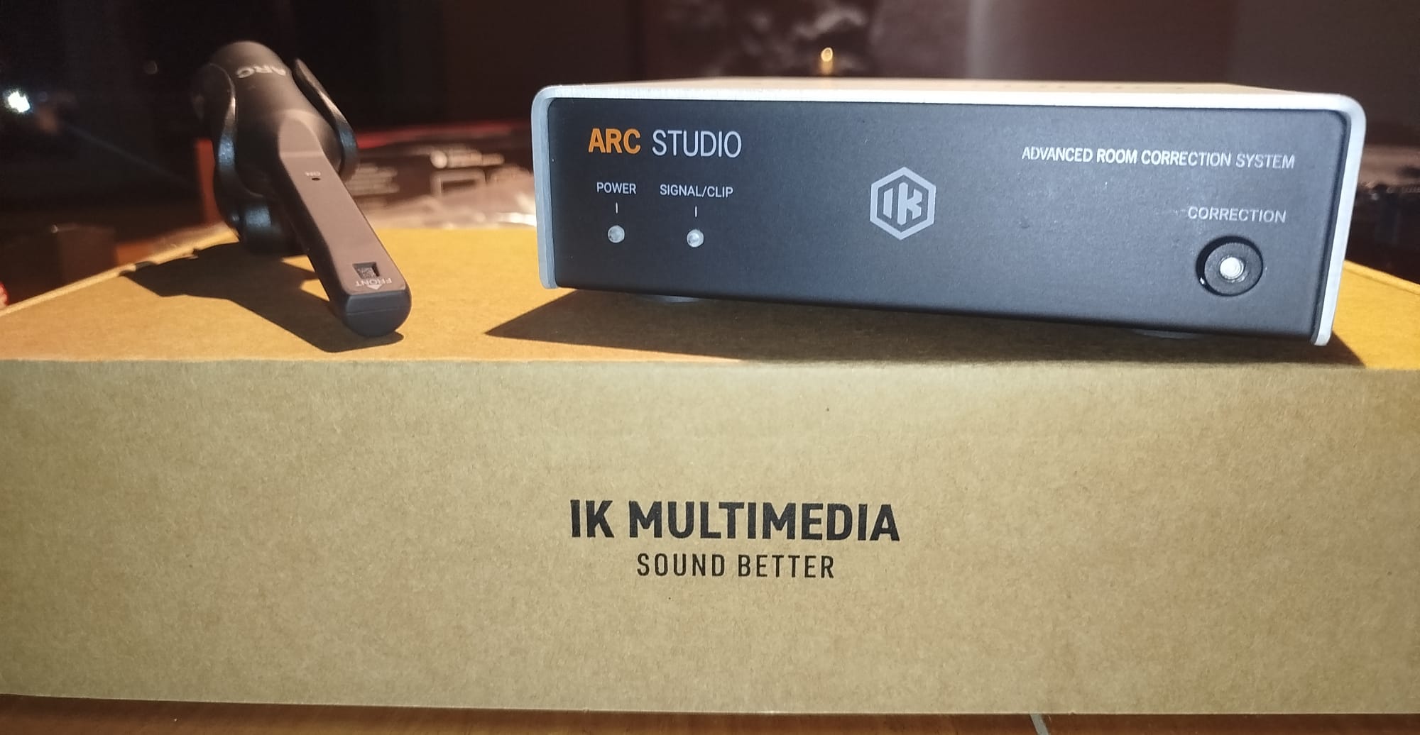 Correcteur acoustique -IK MULTIMEDIA ARC STUDIO-