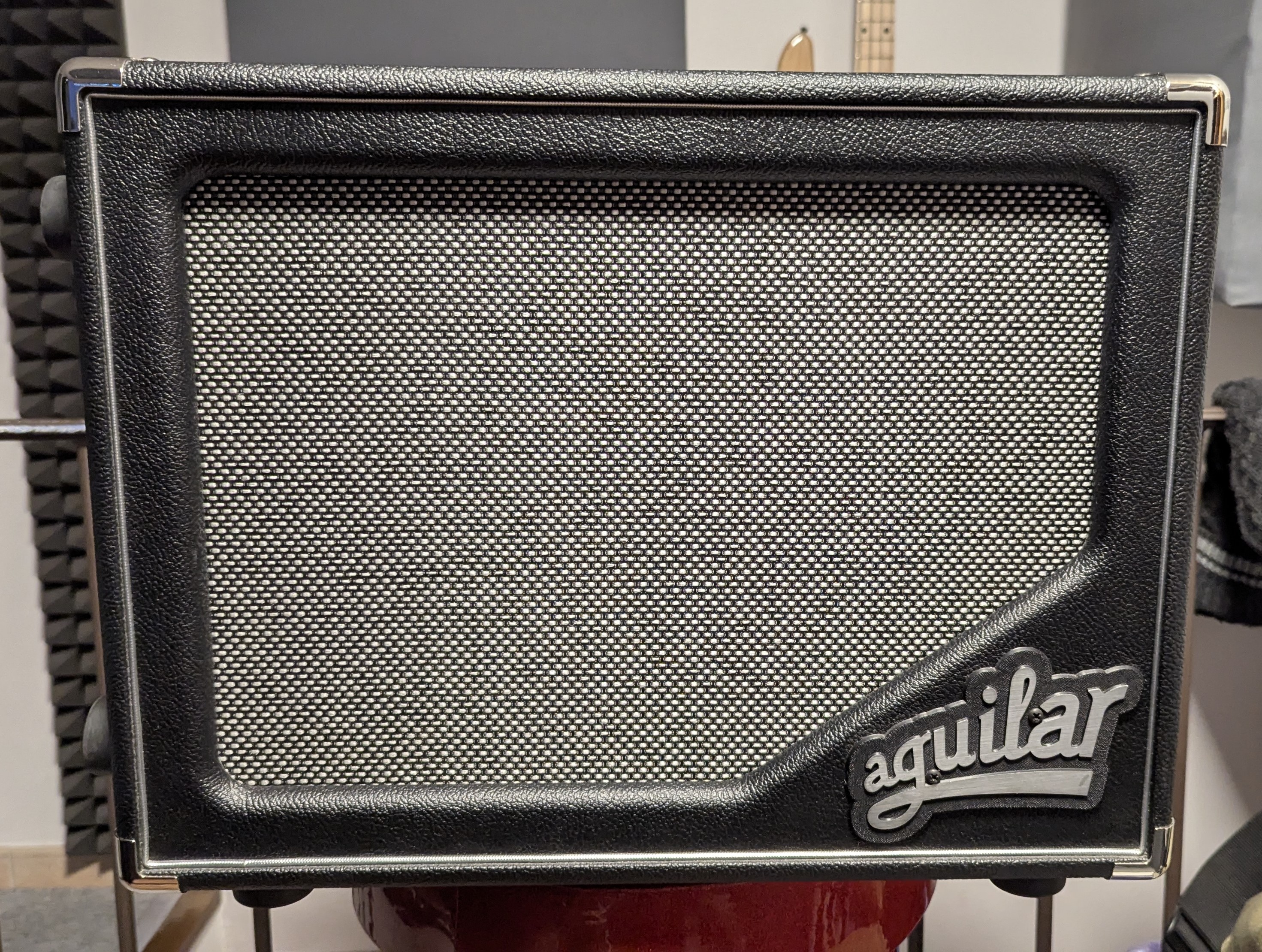 Cabinet basse Aguilar SL 112 250W 8 ohms 11,4 kg