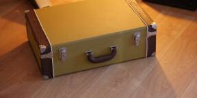 Avantone Pro CDMK4 – Set complet de micros pour batterie – superbe valise tweed