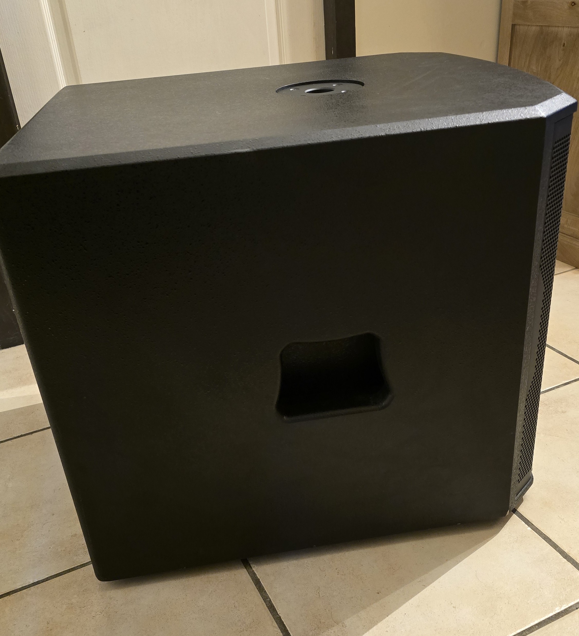 VENDS caisson de basse Alto Professional TS15S - État Neuf