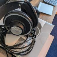 Vends AKG K702