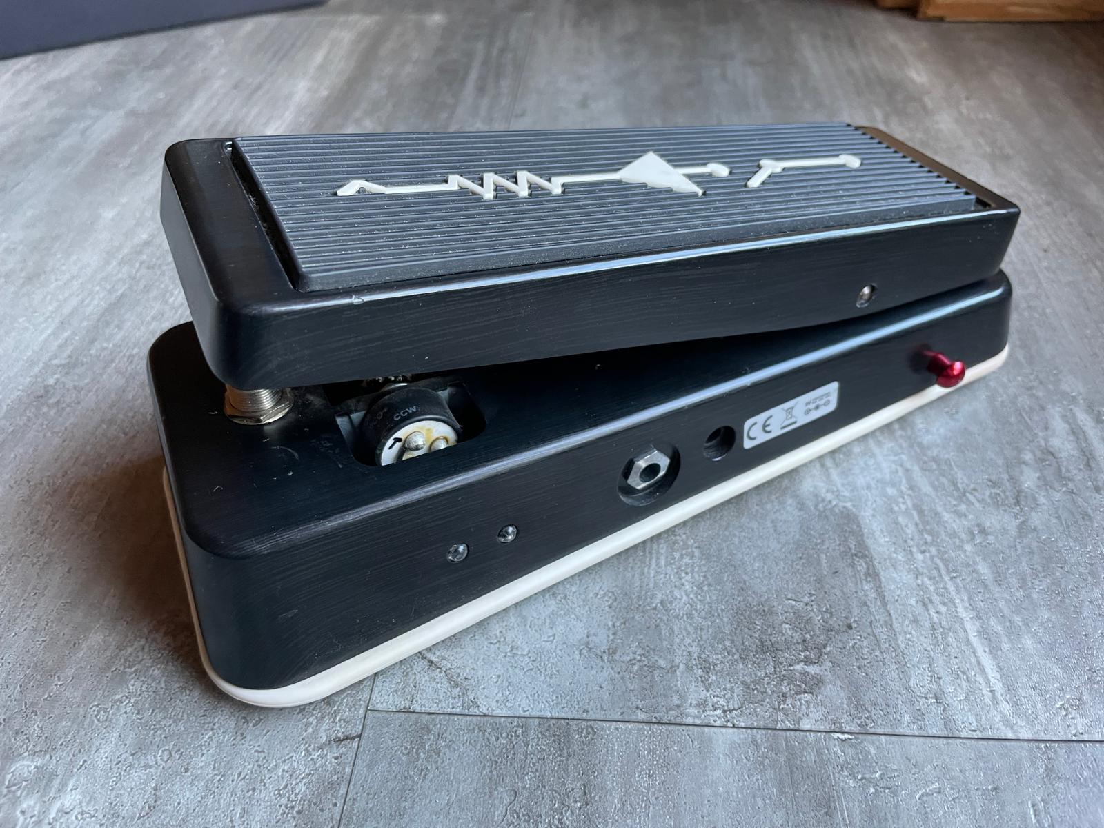 Dunlop / Custom Audio Electronics Wah MC 404