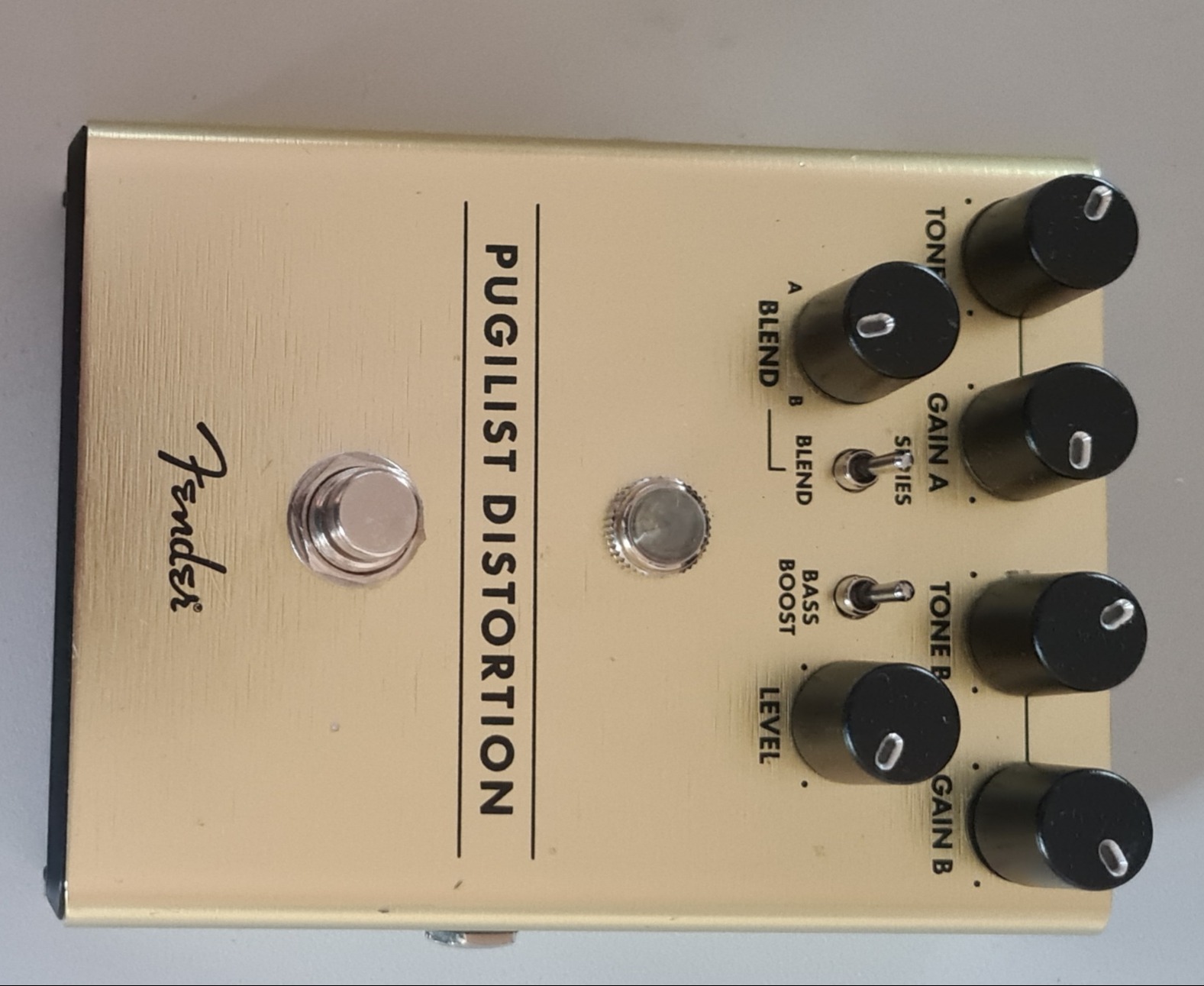 Vends Fender Pugilist Distortion