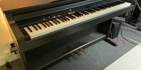 À vendre piano clavinova clp-511