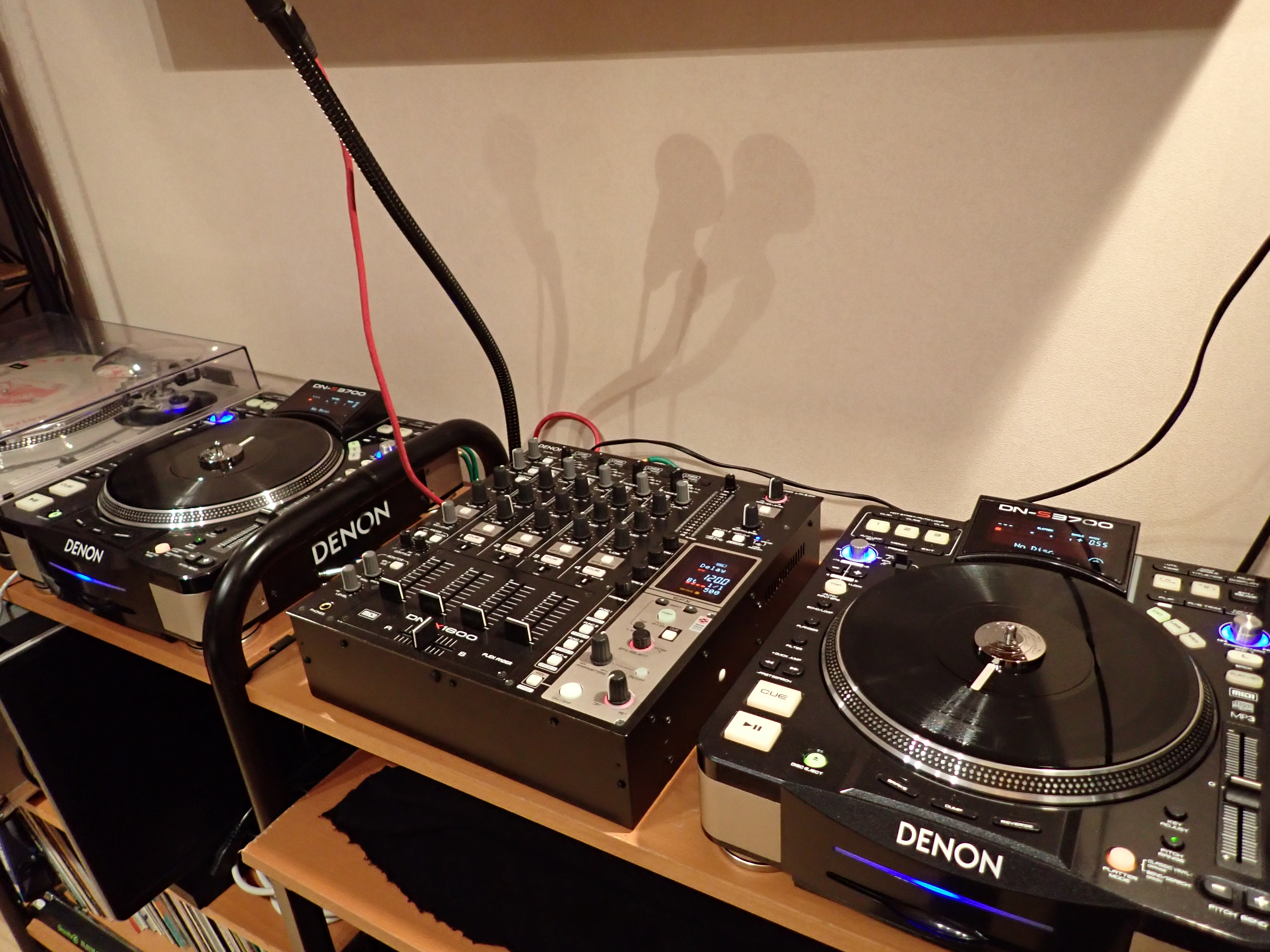 Régie  DJ DENON  -  2 DNS 3700 + DNX 1600 + DECK SAVER 