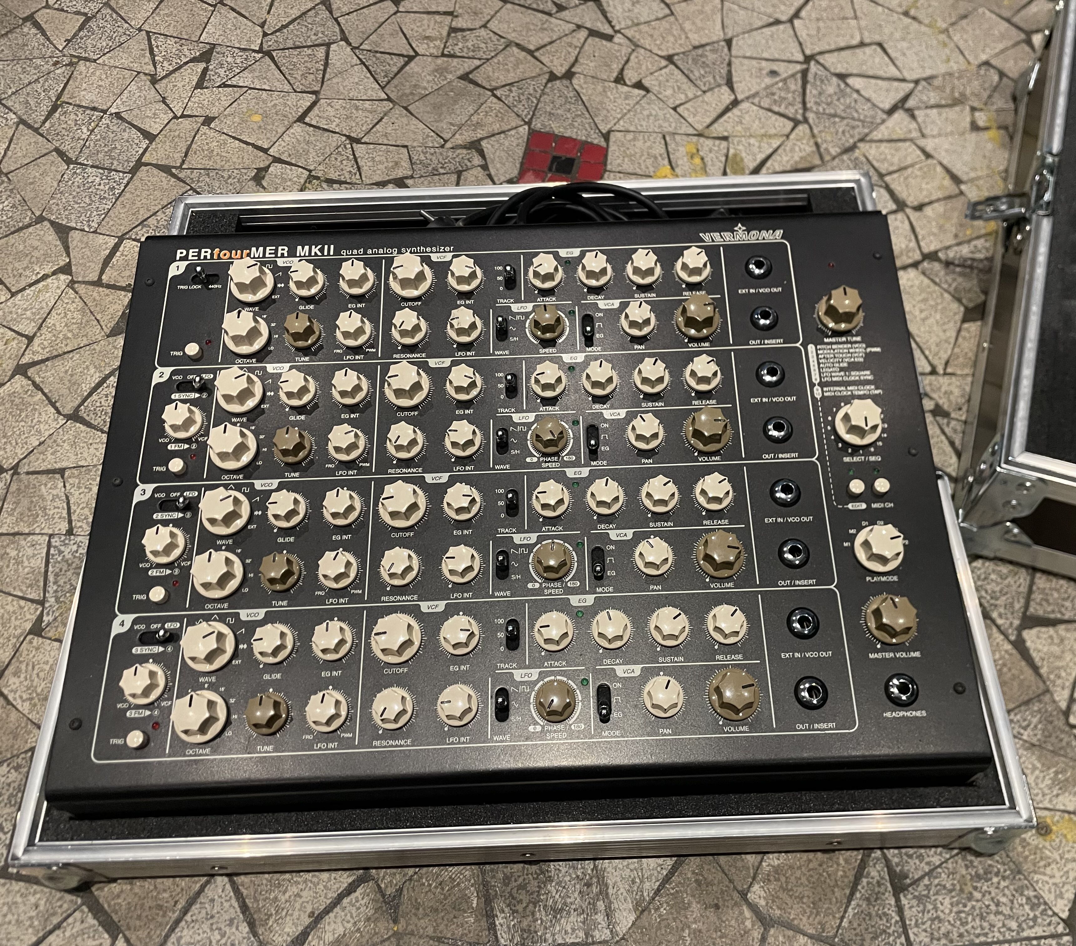 Vends Perfourmer mk2 + flightcase dédié