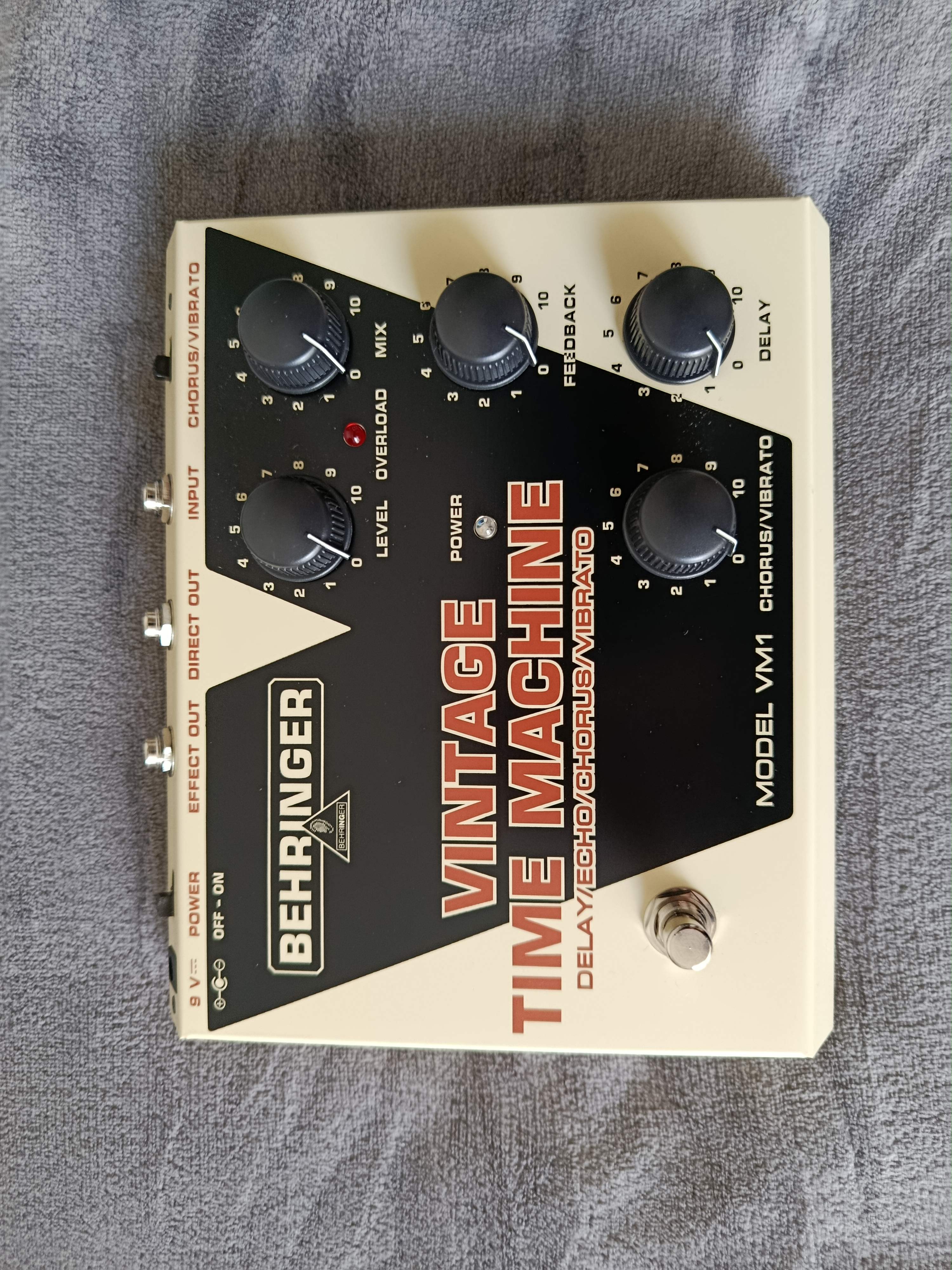 Vends delay Vintage Time Machine VM1 Behringer