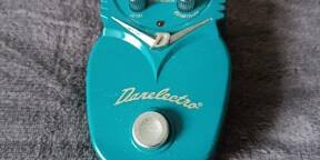 Vends compresseur Danelectro DJ-9 Surf & Turf