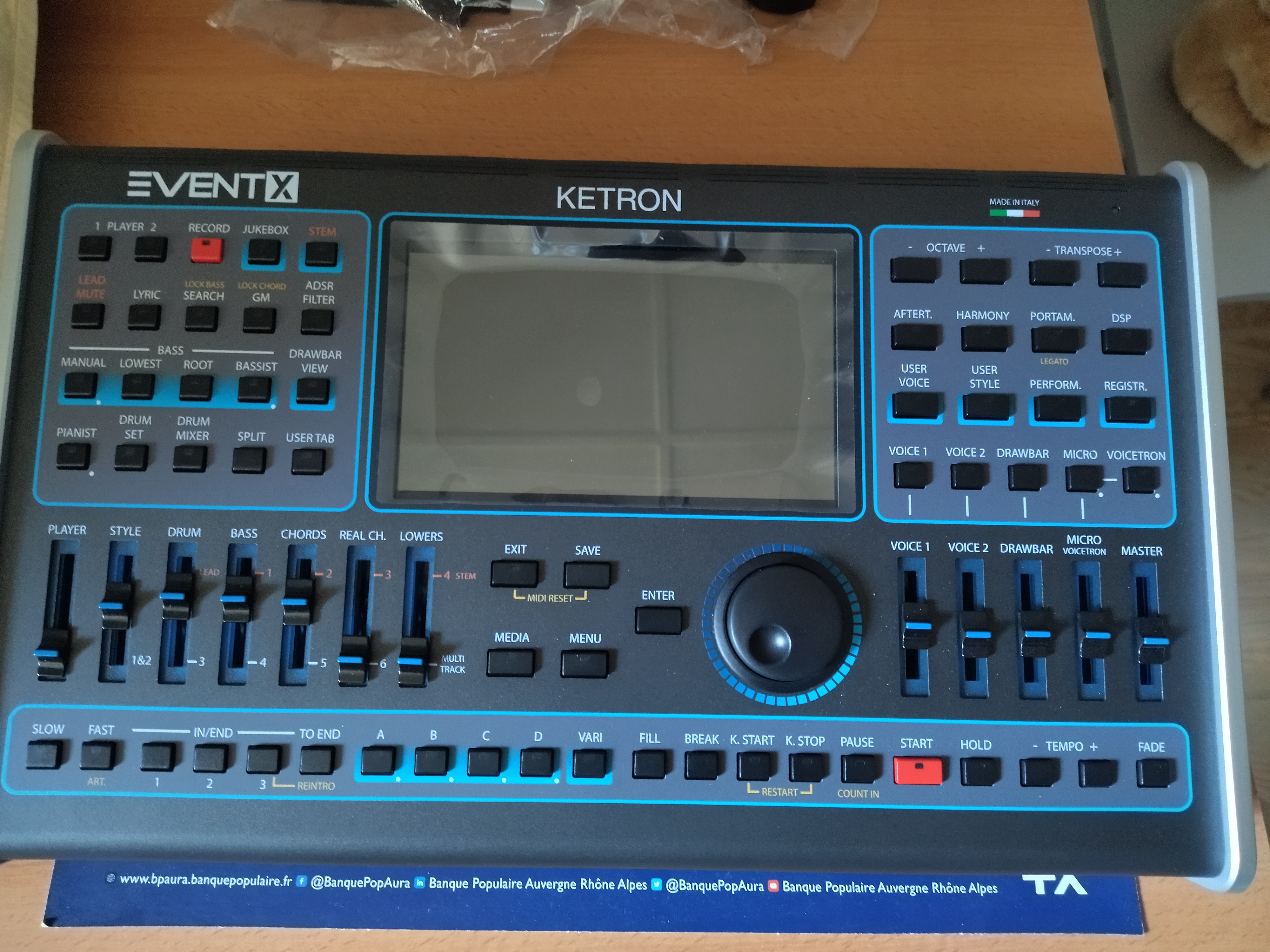 1744051710792