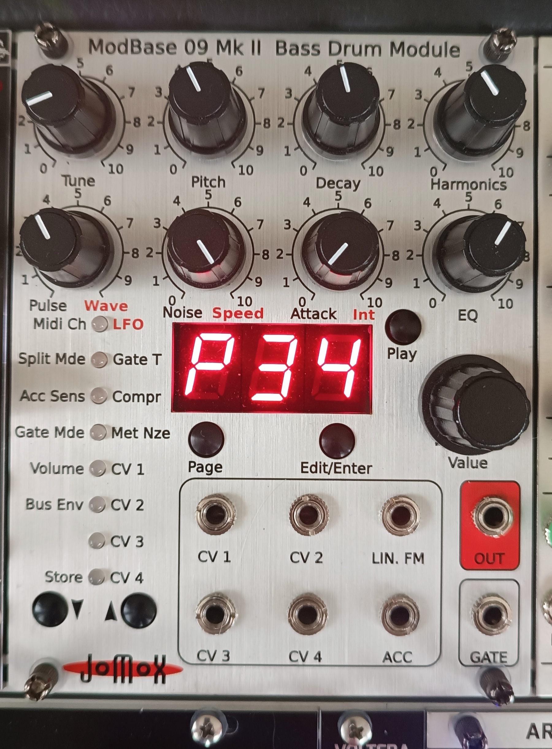  Modbase 09 version mk II silver panel