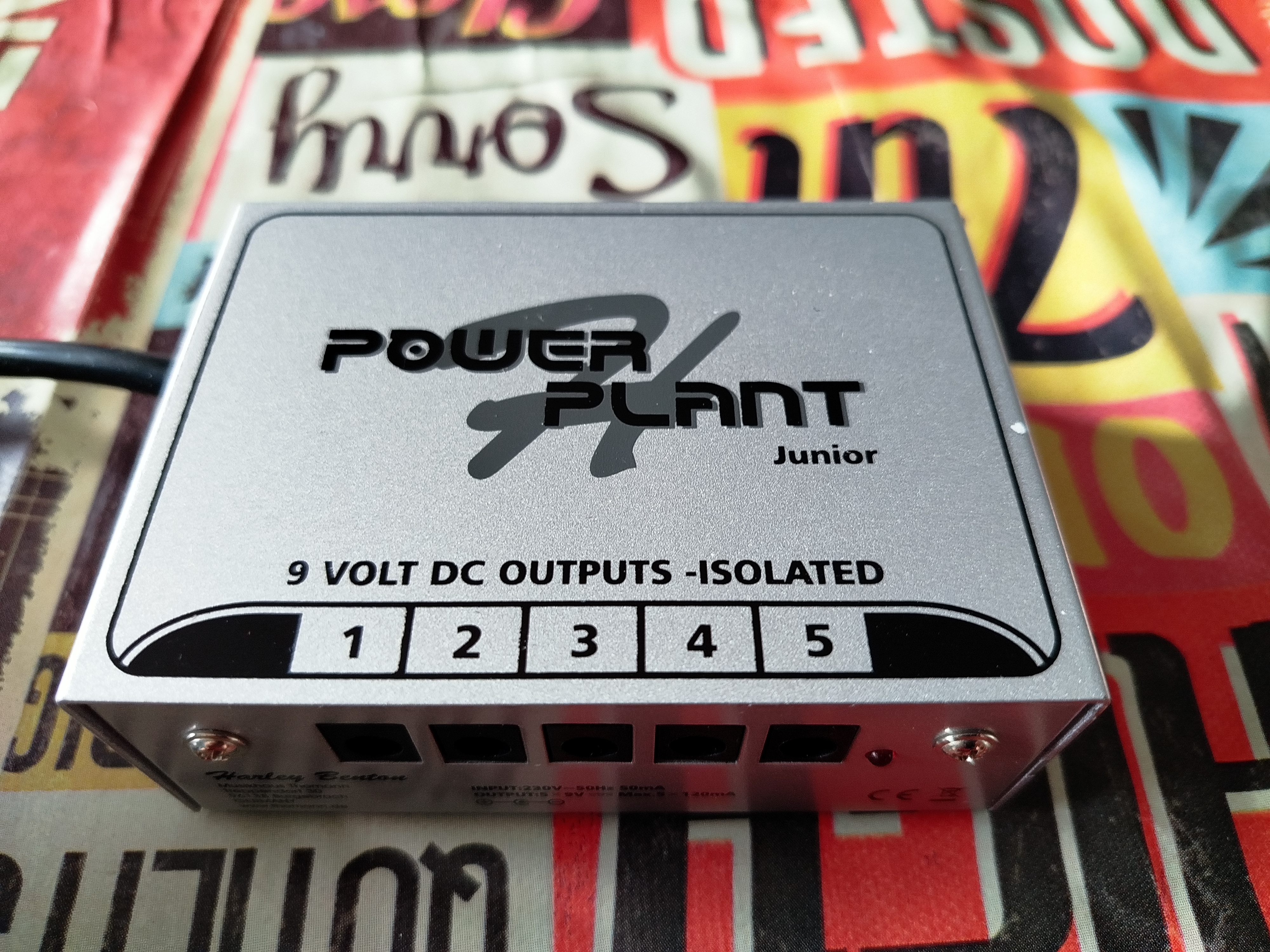 HB POWER PLANT JUNIOR + NOMBREUX CABLES (Jack et Alim)