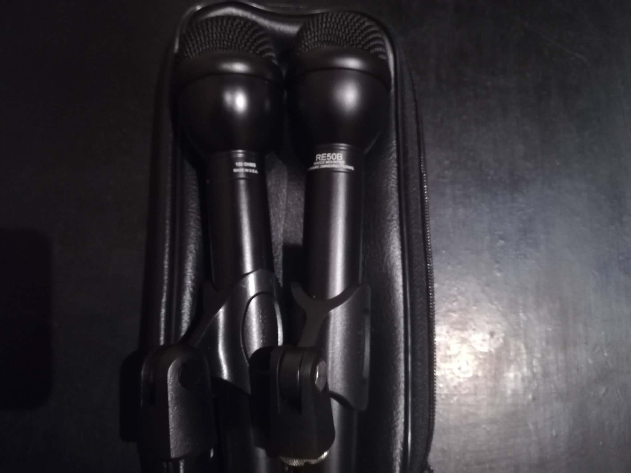 Electro Voice RE50B x2