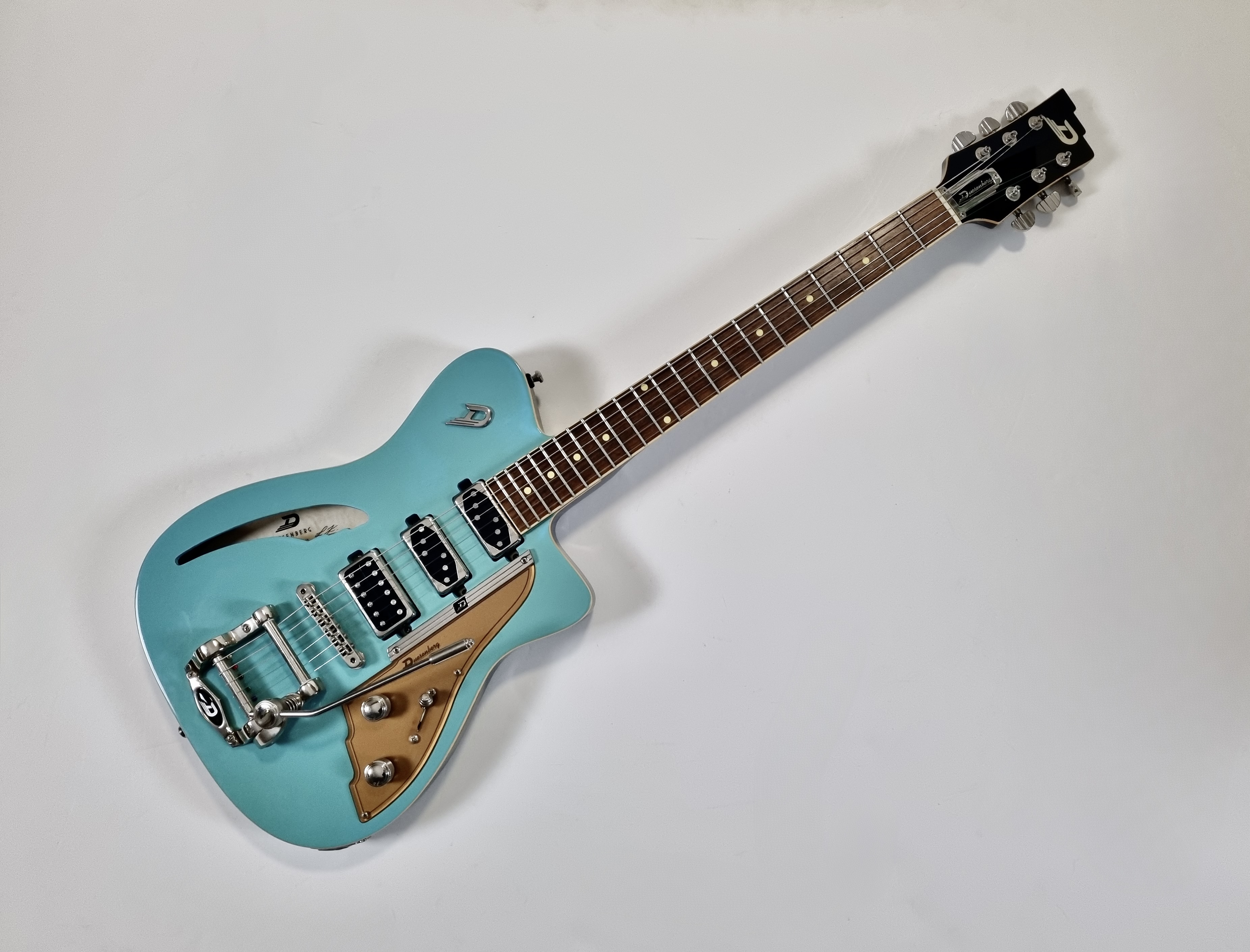 Duesenberg Caribou 3 Pickup 2013 Narvik Blue